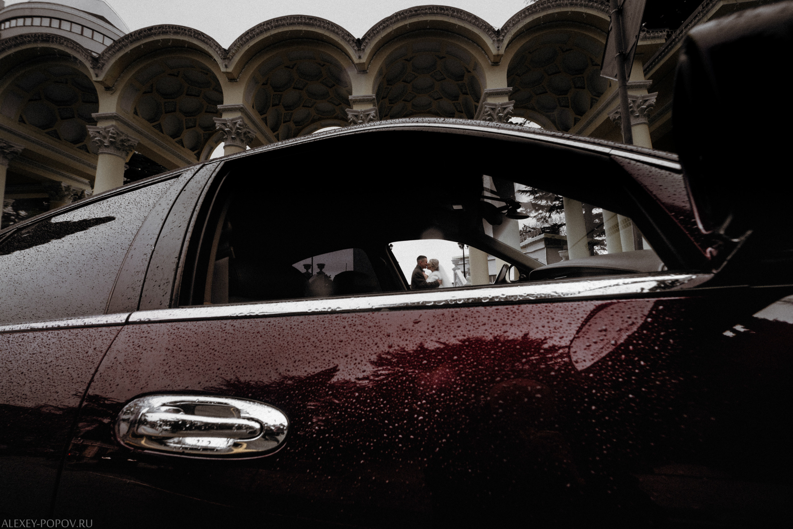 Дождь — не помеха! Атмосферная свадьба в Крыму. Свадебный и семейный фотограф Алексей Попов. Штутгарт, Германия