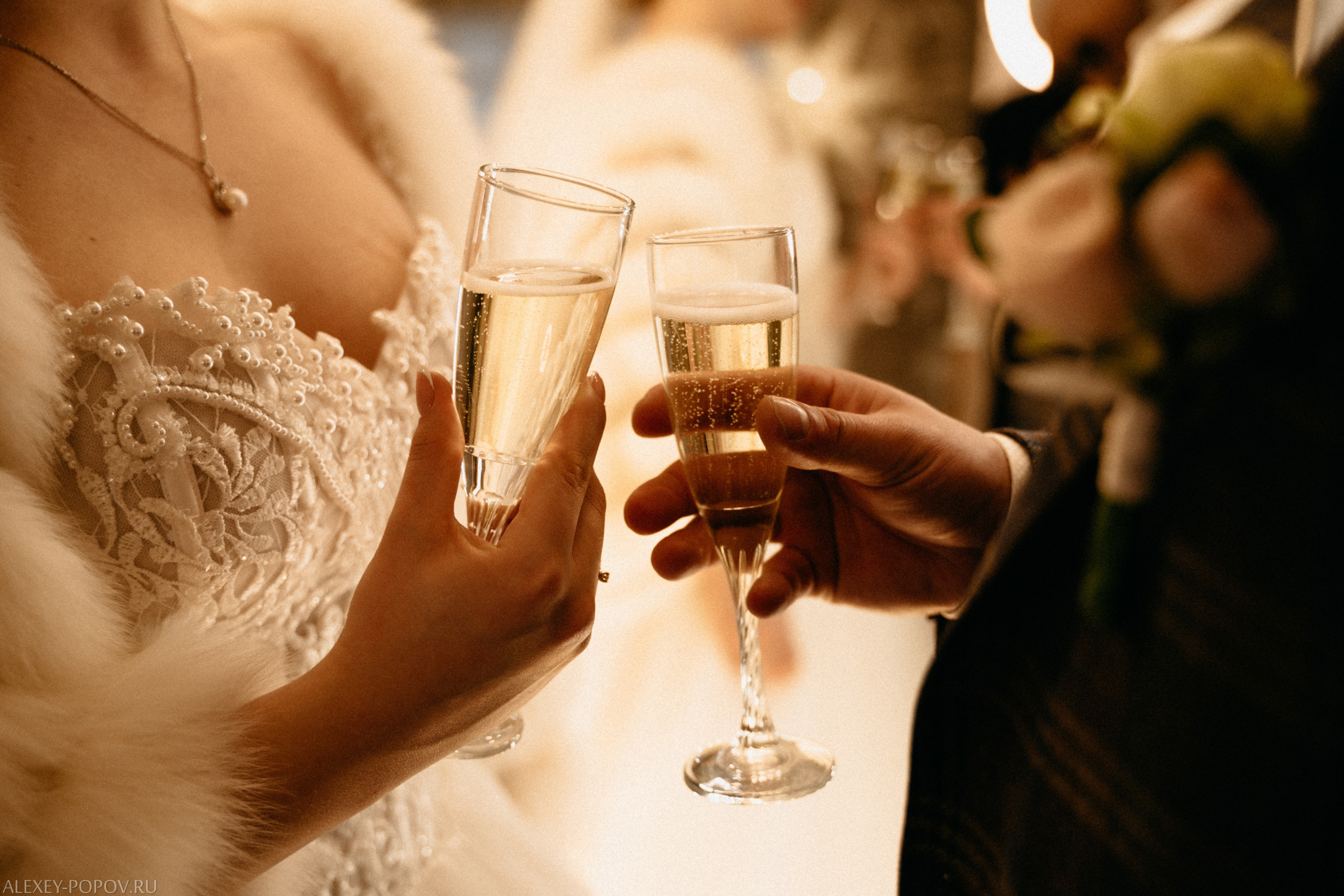 Дождь — не помеха! Атмосферная свадьба в Крыму. Свадебный и семейный фотограф Алексей Попов. Штутгарт, Германия