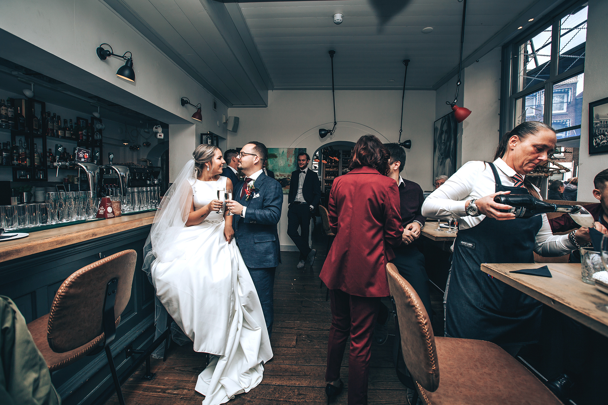 Anna & Andor. Wedding in Schiedam. Amina Gunenc - bruiloft- en familie fotograaf in Nederland