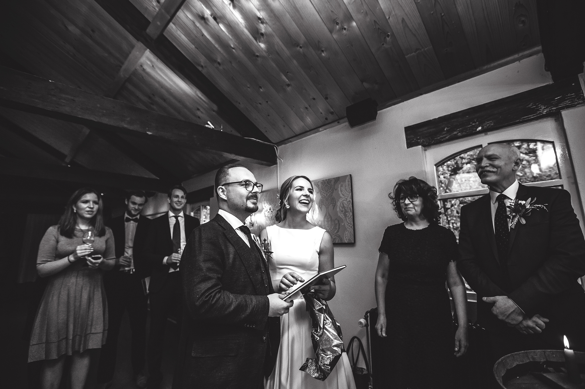 Anna & Andor. Wedding in Schiedam. Amina Gunenc - bruiloft- en familie fotograaf in Nederland