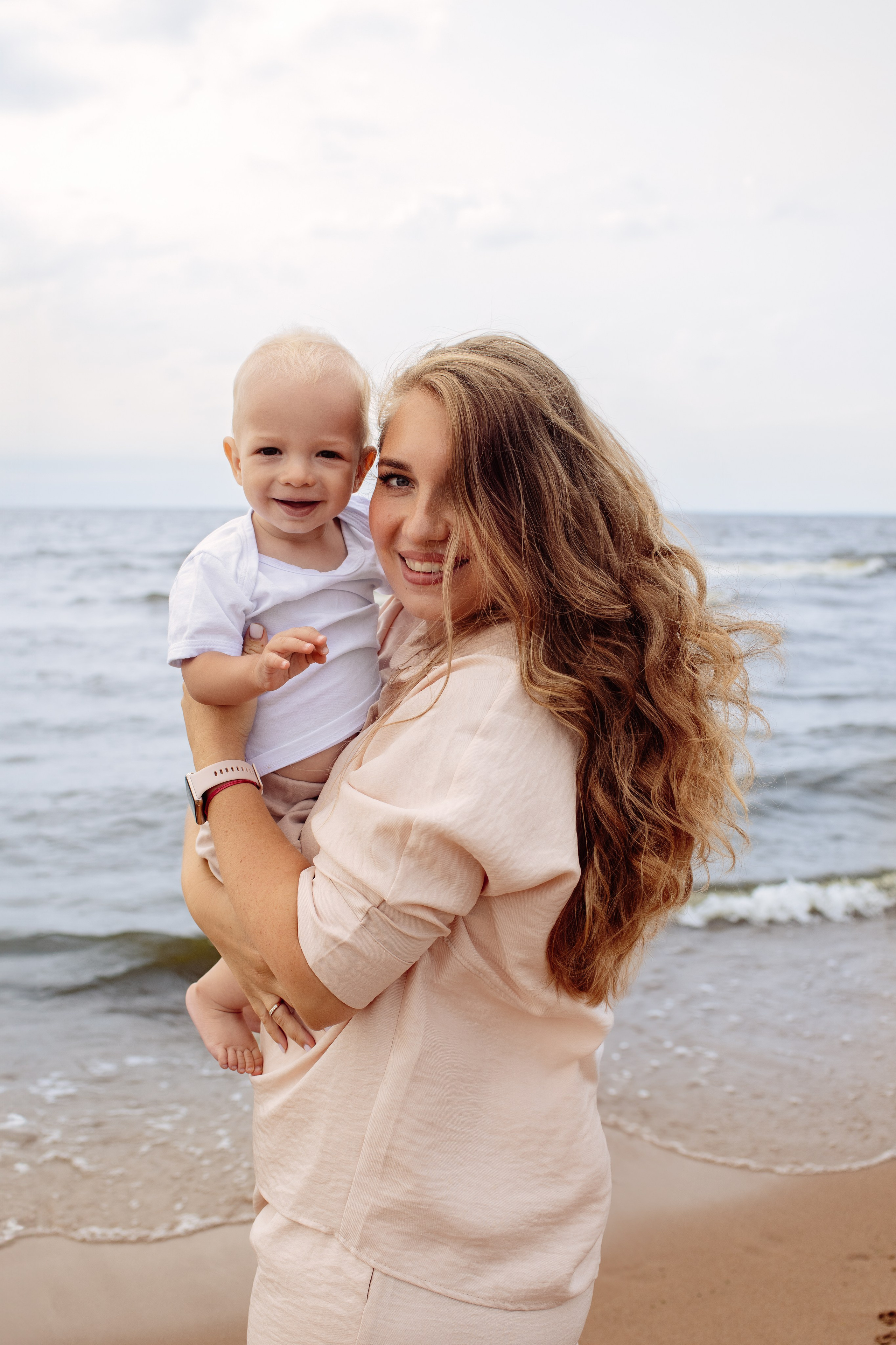 Екатерина пляж семейная. Meisha Photo