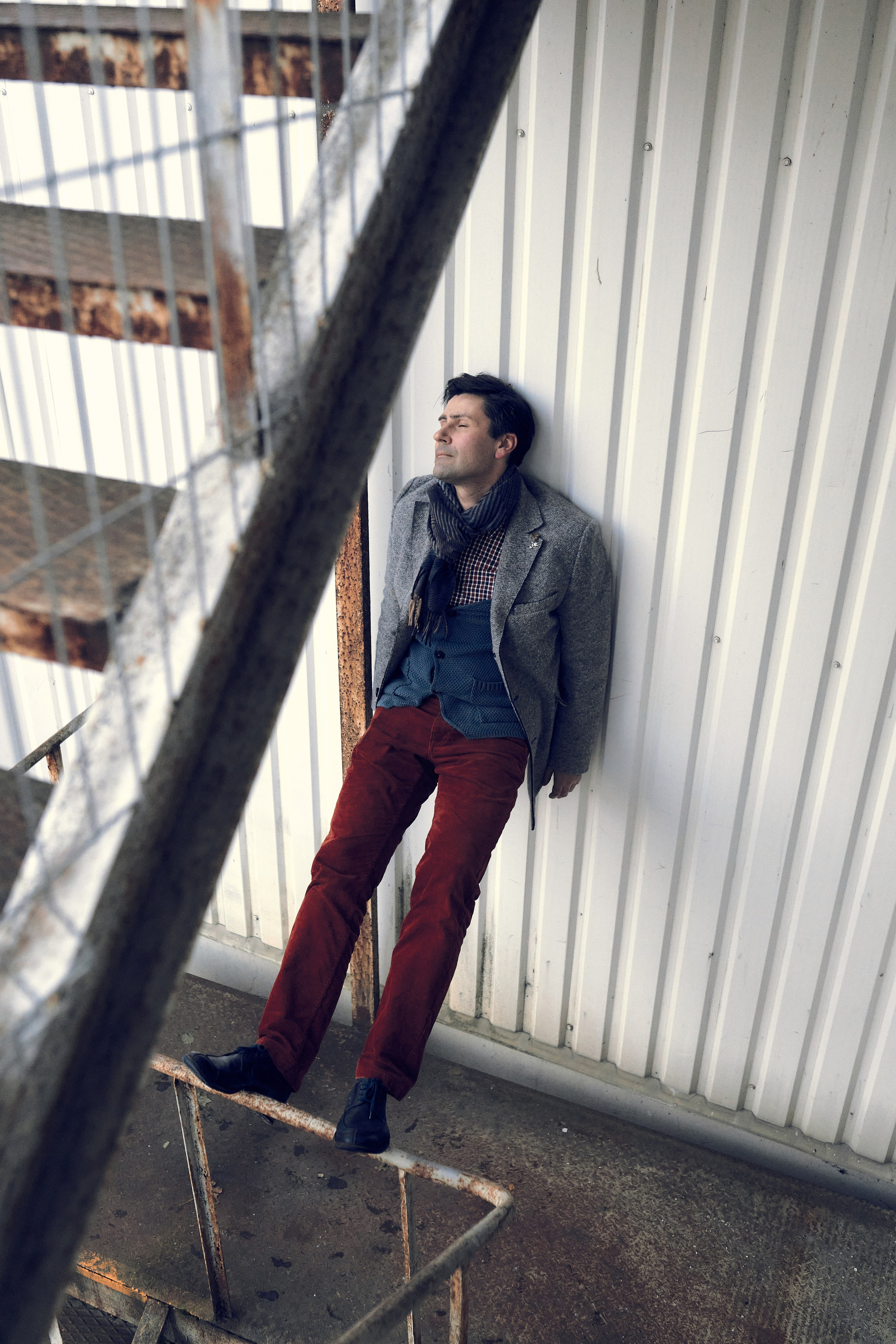 Portrait photographer in Riga. Photographer in Doha, Qatar