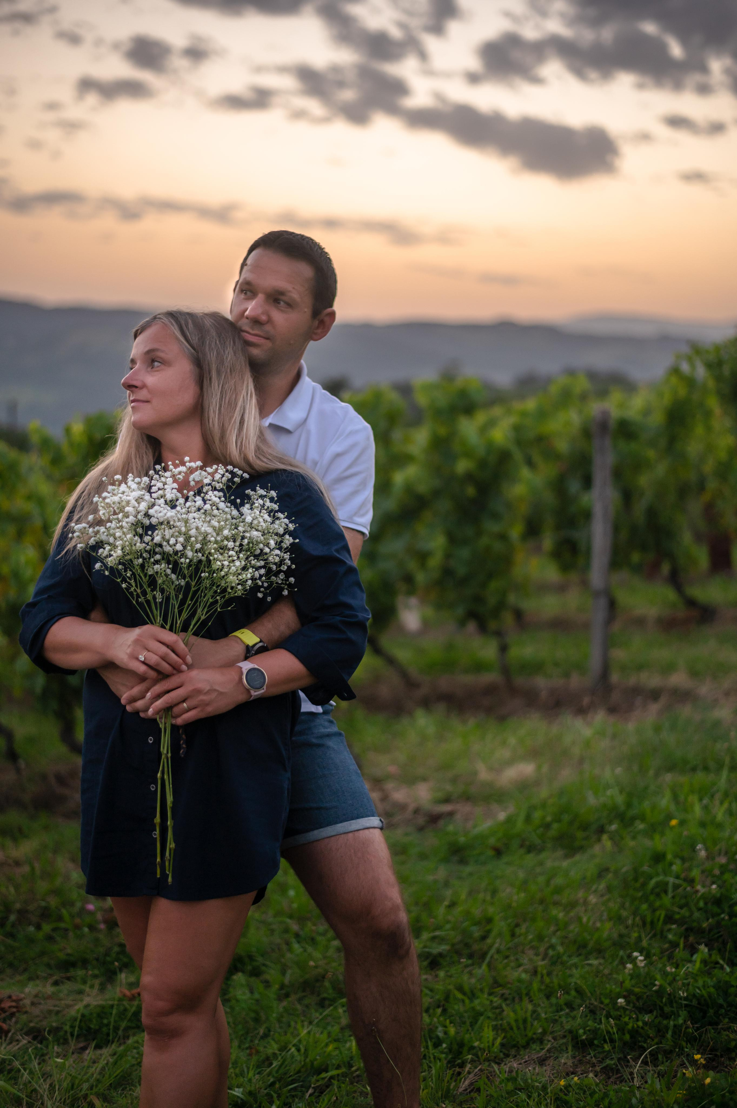 Pique-nique dans les vignes. Ekaterina Brevet - photographe de mariage