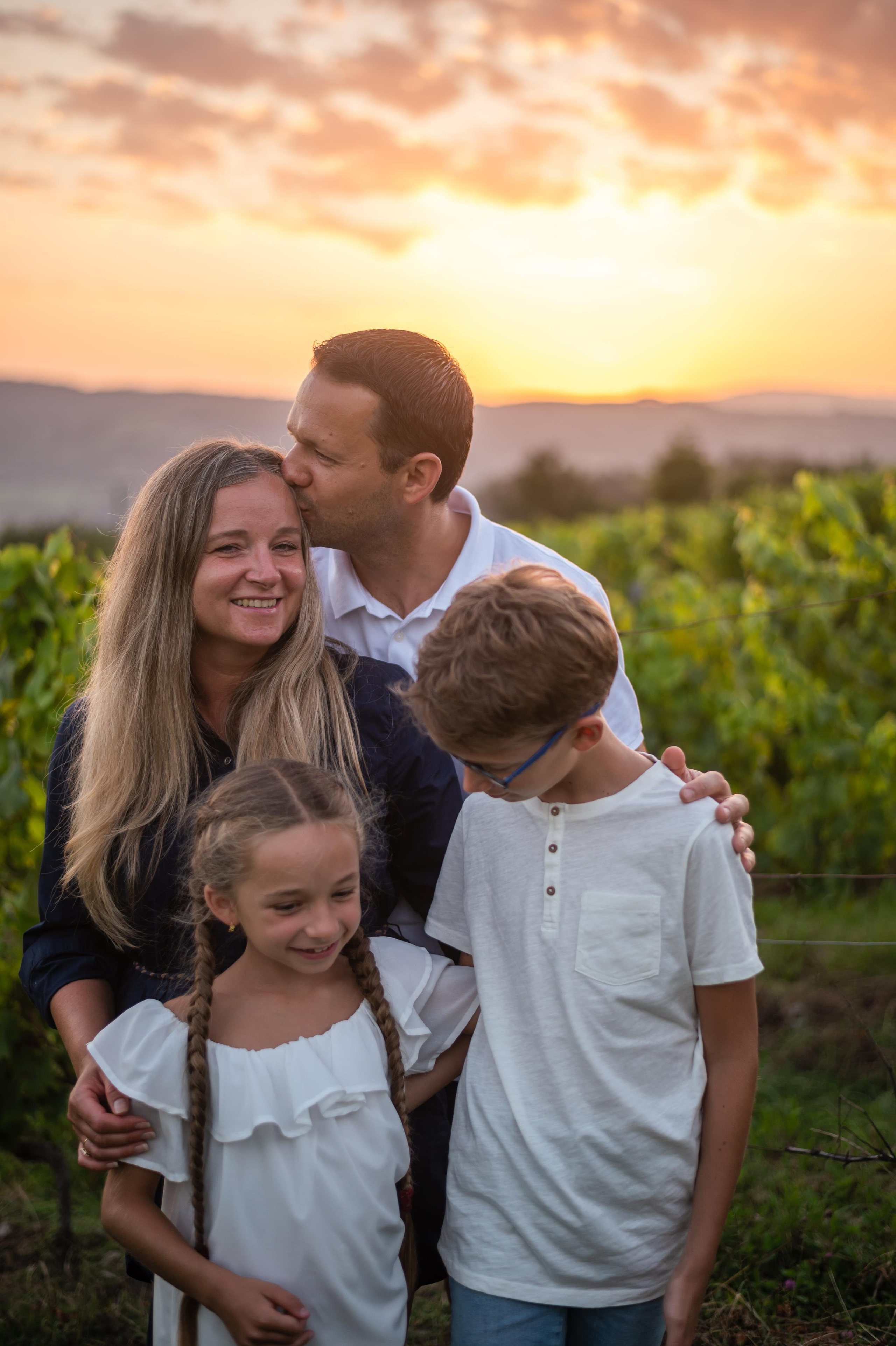 Pique-nique dans les vignes. Ekaterina Brevet - photographe de mariage