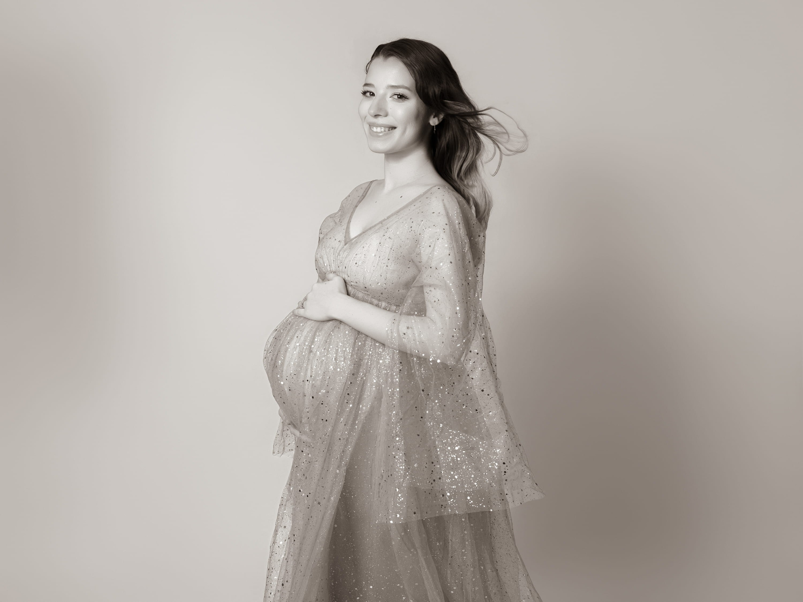 Elegant Studio Maternity Photography in Rotterdam