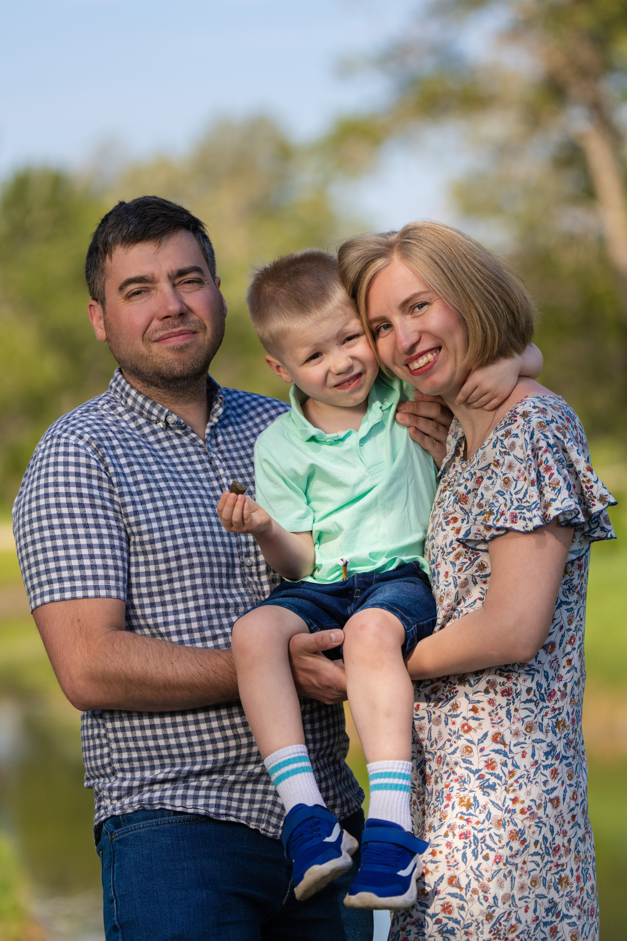 Tanya’s Family. Carlos Lima Photography — Photographer in Calgary