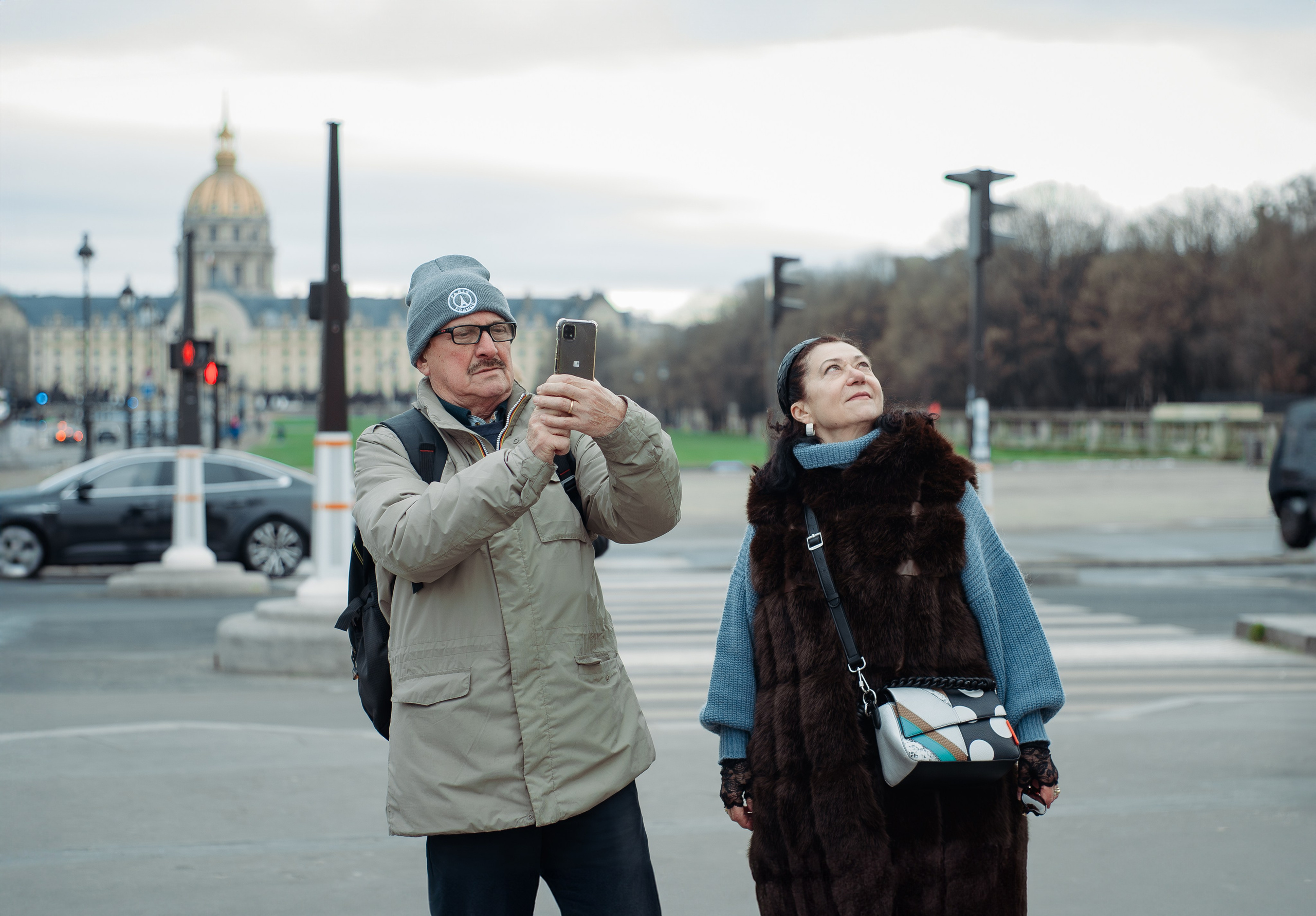 Photoshoot in Paris for the elderly couple. Paris photographer — Polina Osipova
