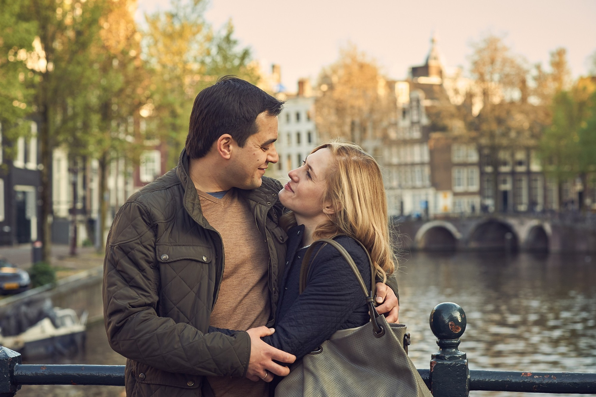 Аmsterdam Love story. Portrait and Wedding Photographer Brussels & Amsterdam