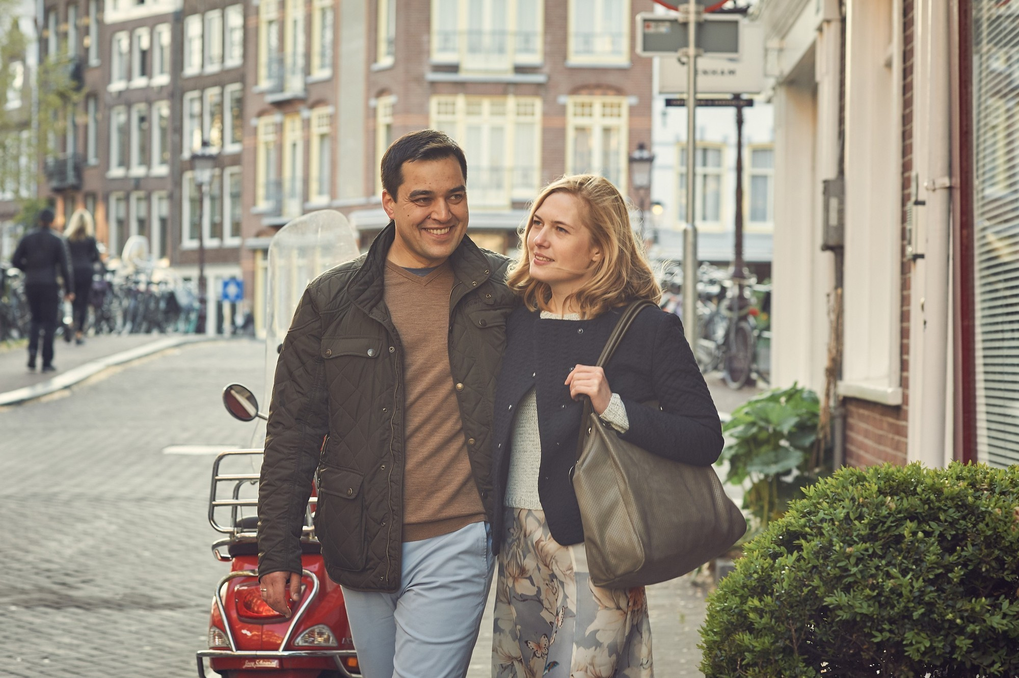 Аmsterdam Love story. Portrait and Wedding Photographer Brussels & Amsterdam