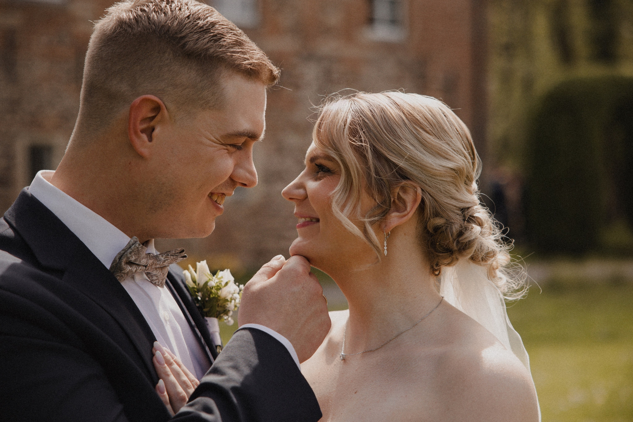 Lorena & Jan l Schloss Sythen. Hochzeitsfotografin Bochum | Halyna Reiche Fotografie NRW