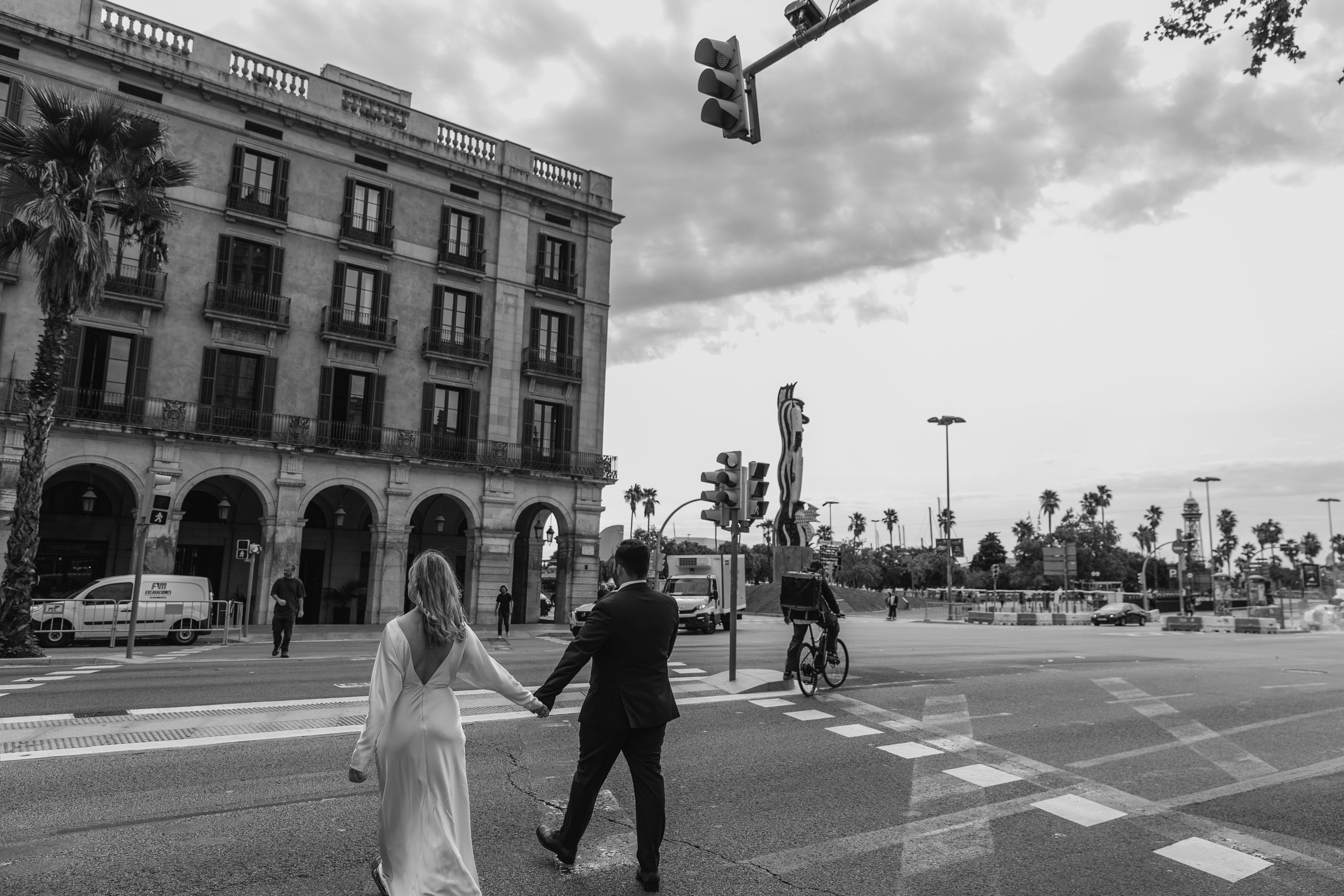 Wedding in Barcelona | Elegant Destination Wedding Photography & Videography. Wedding Stories — Professional Wedding Photography & Videography in Germany, Italy, Spain & all across Europe