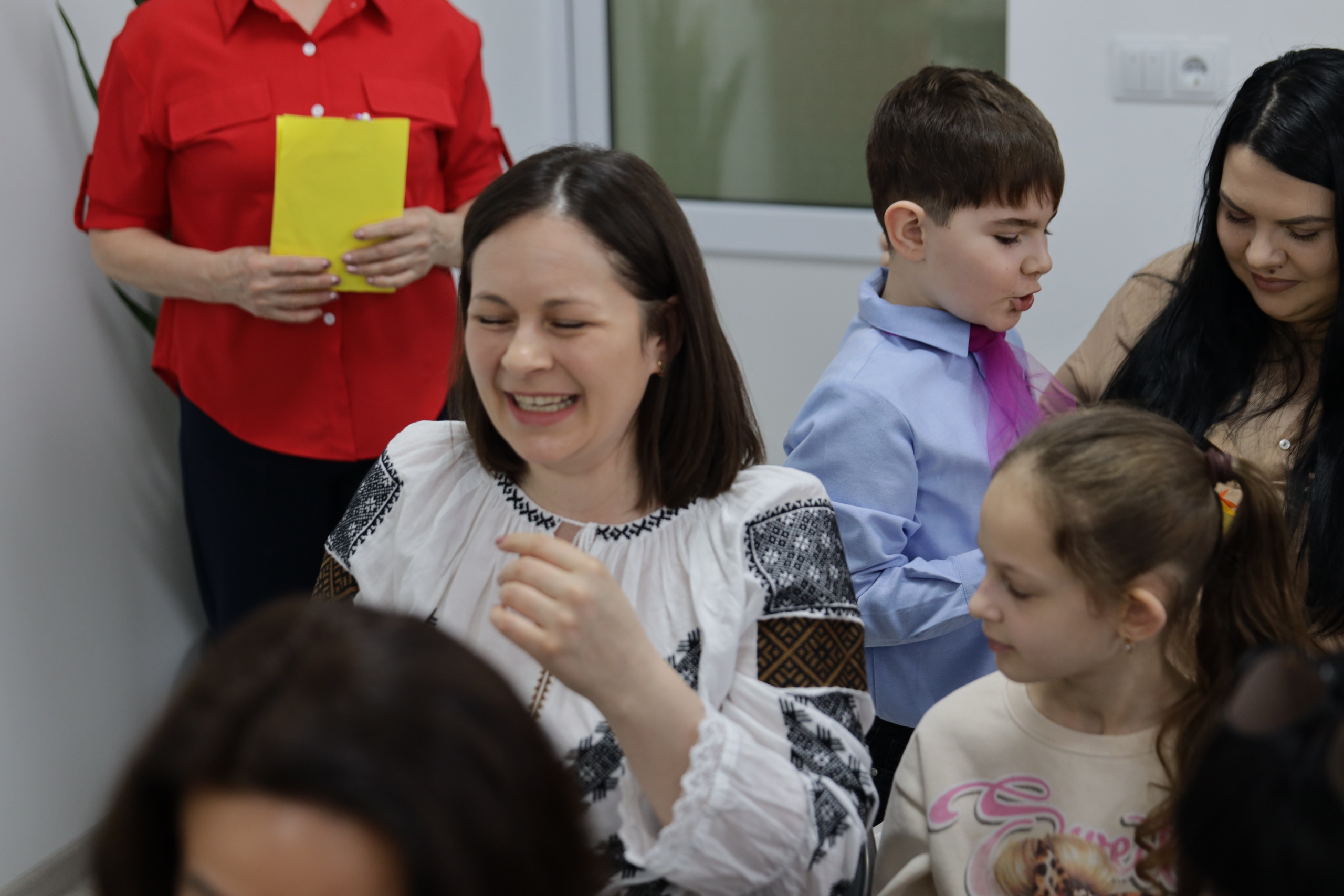 Mama în ochi de copil.... Alika Dia- Fotograf în Republica Moldova, Strășeni