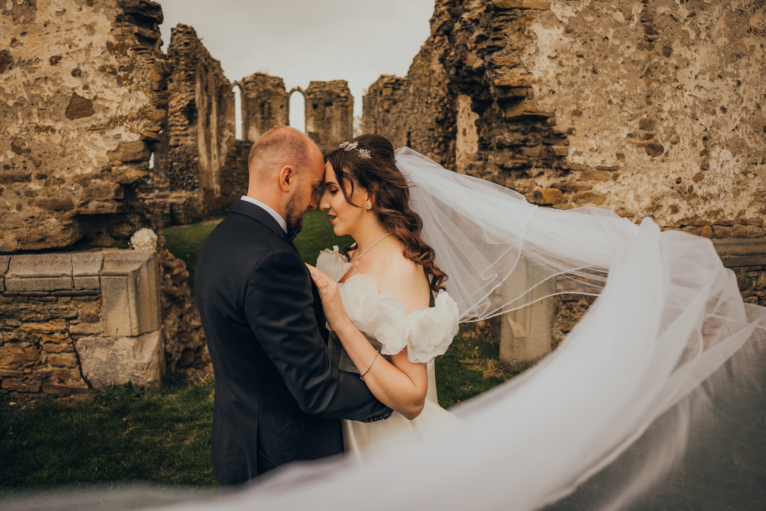 fotograf nuntăvideograf nuntă fotograf profesionist nuntă  videografie nuntăservicii foto video nuntă foto video nuntă preț pachet foto video nuntă fotograf și videograf nuntă Suceava