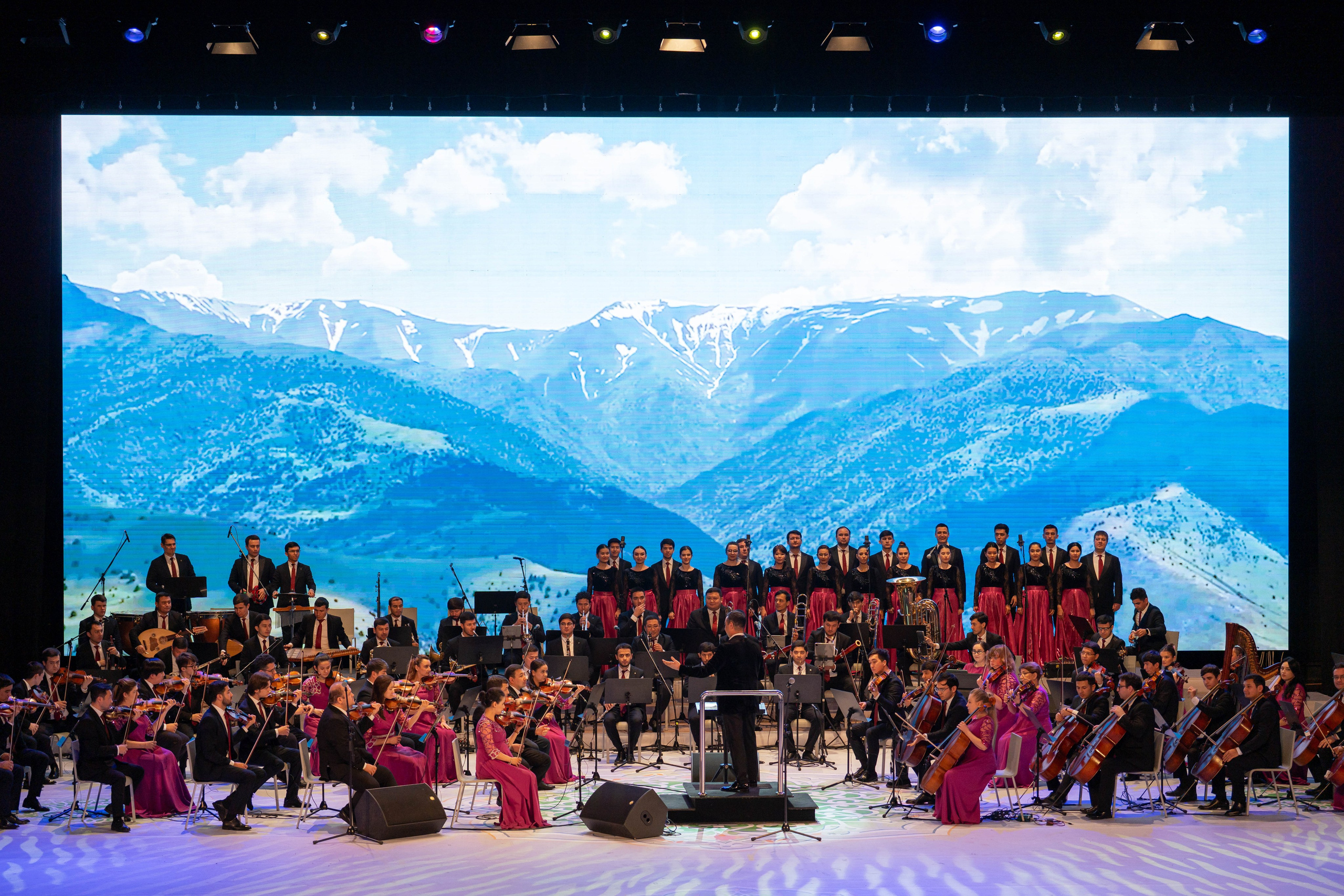 Узбекистан стал центром мирового автоспорта: здесь прошла неделя Генеральной ассамблеи FIA. Георгий Намазов | Фотограф в Ташкенте