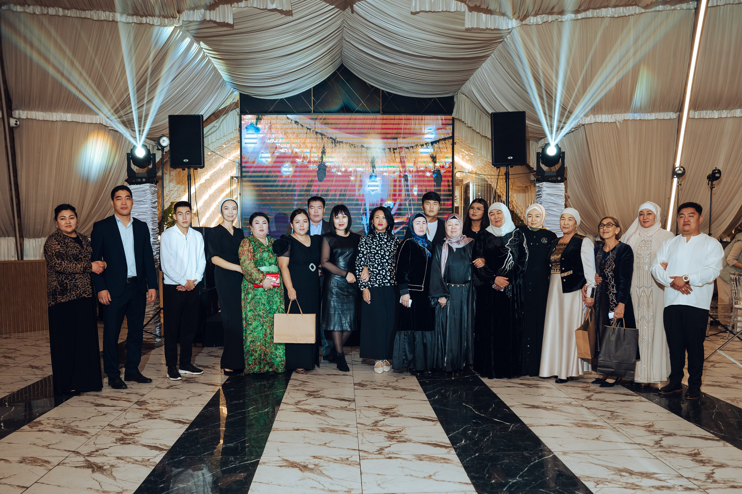 MAHMUD & AIDAI. Фотограф в Бишкеке Андрей Кавешников