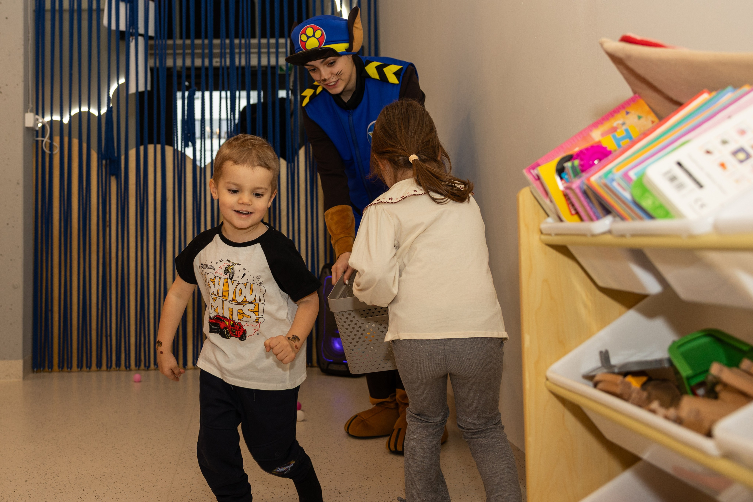 День рождения Артёма 24 января 2026 года. Семейный и детский фотограф в Варшаве Мила Бобровская