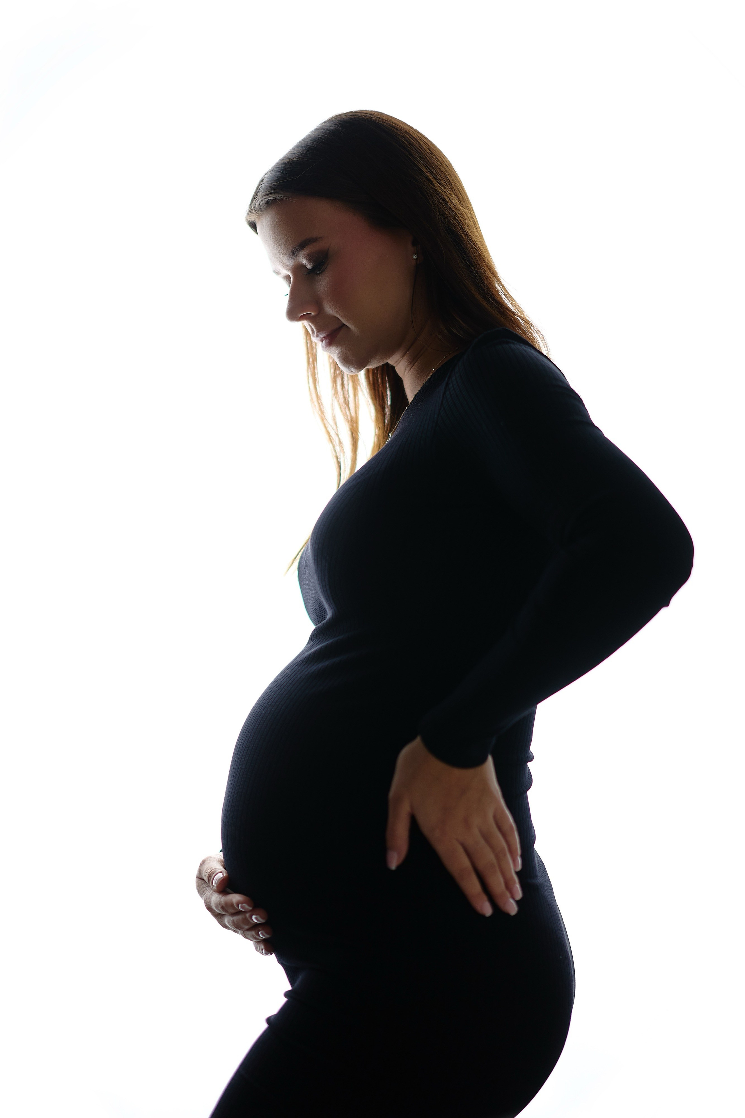 Sesja-brzuszkowa-w-studio. Daniel Chróściel Studio Myslub Fotografia i wideo ślubne