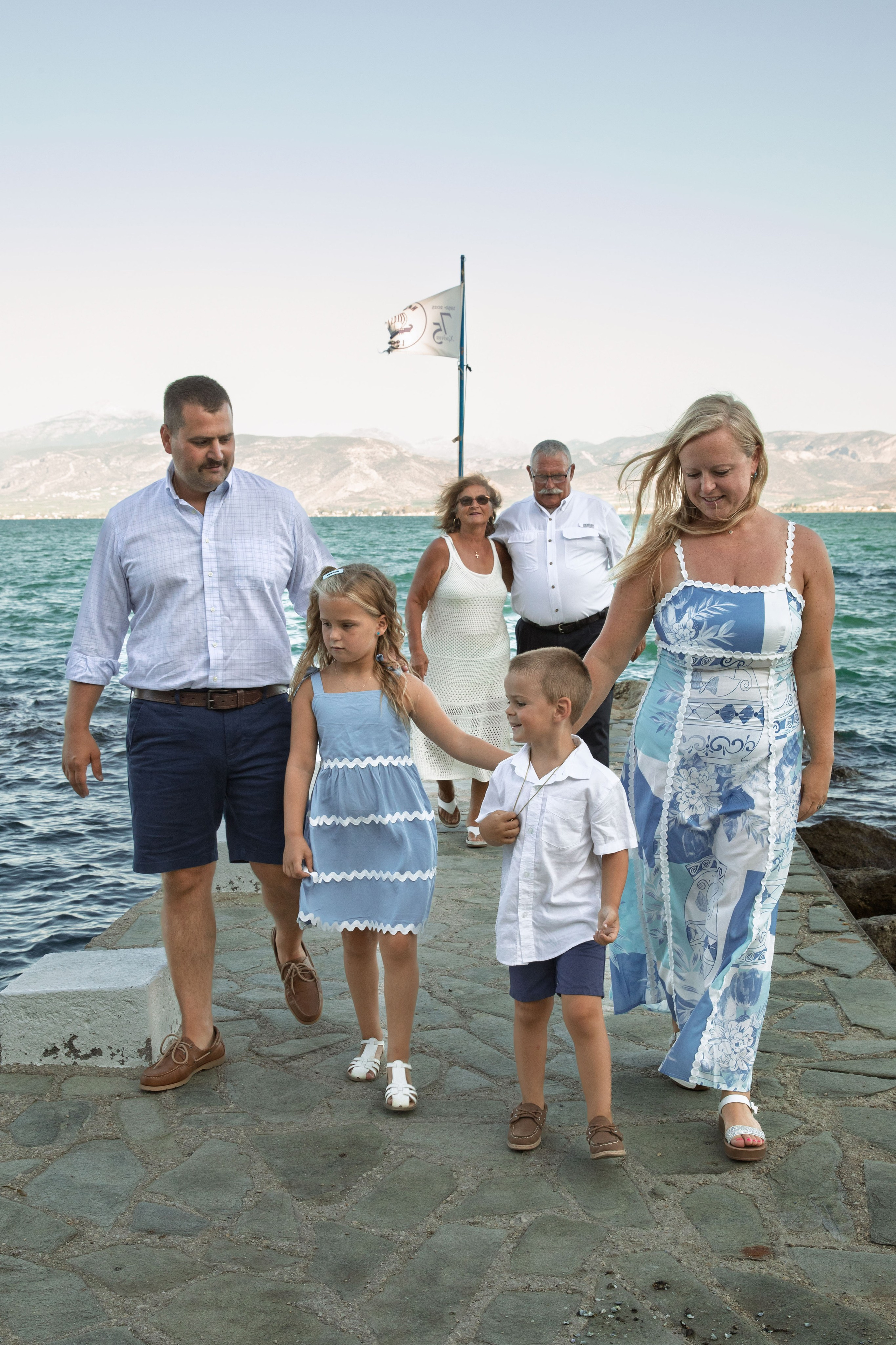 Family Kordalis (USA - Greece). Photographer Anya Khasapi. Nafplio, Greece