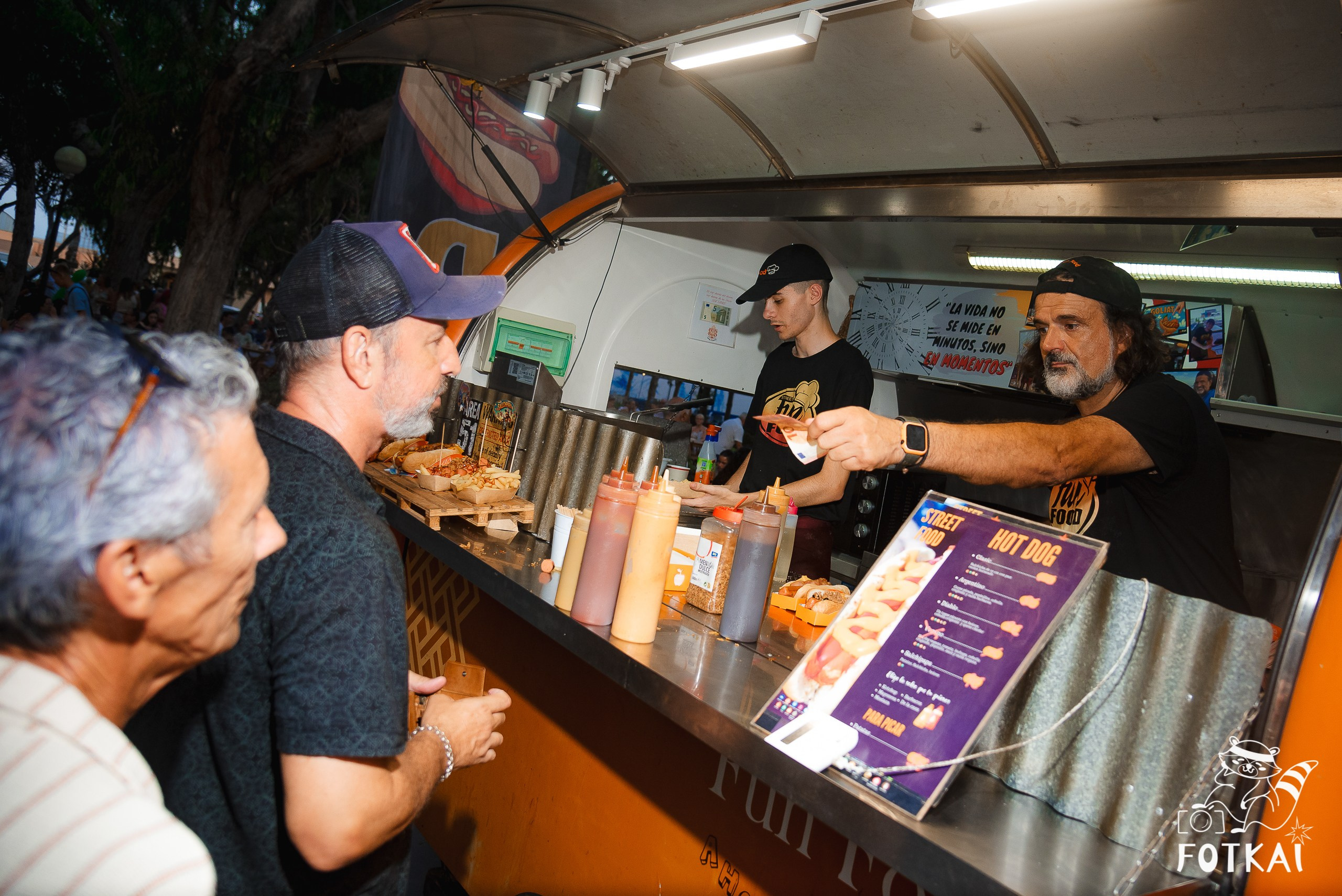 Reportaje fotográfico de FOTKAI | Street Food Market | Guardamar, España, 18 de julio de 2025