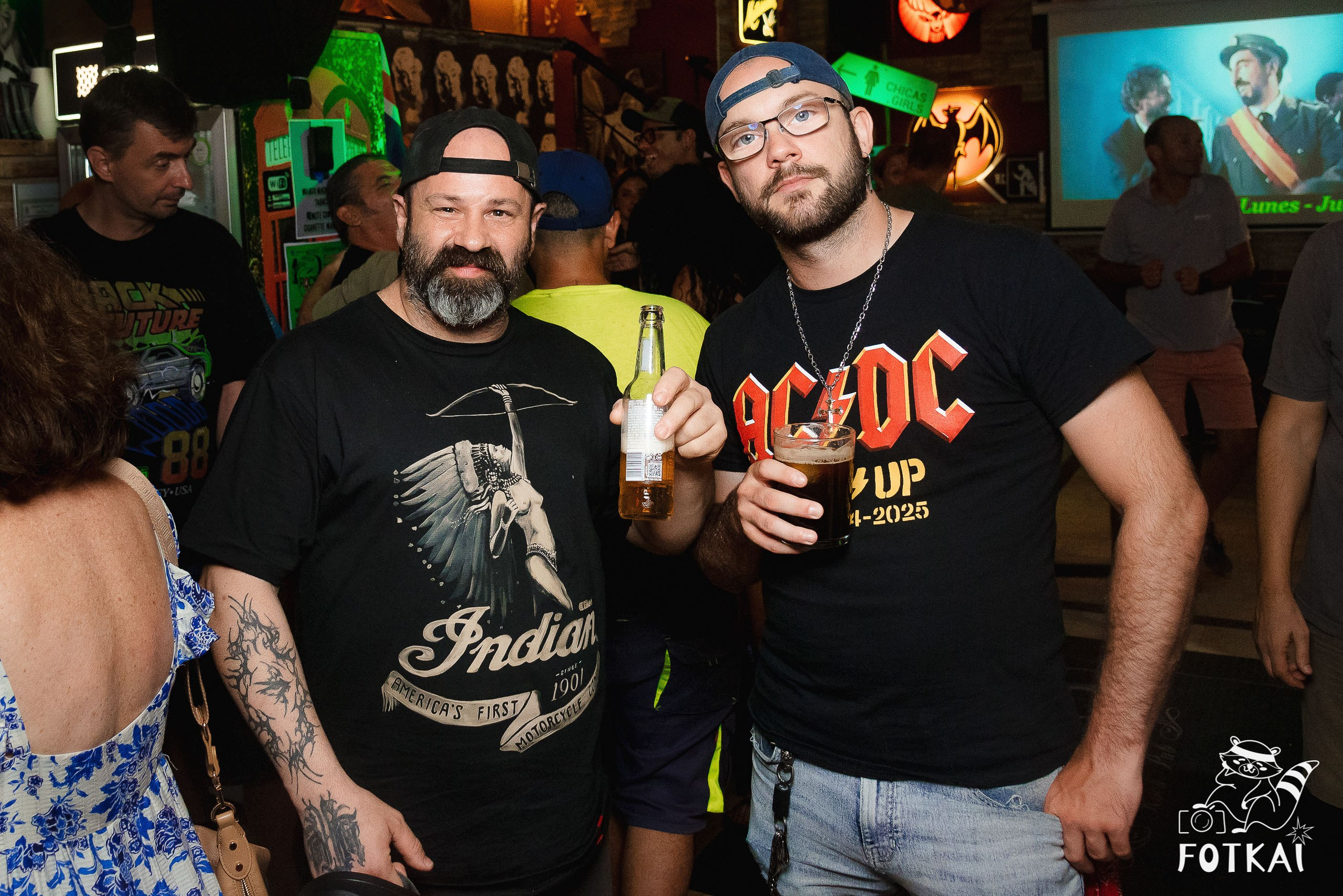 Monroe’s Rock Bar Torrevieja: Reportaje fotográfico 08.08.25 | FOTKAI