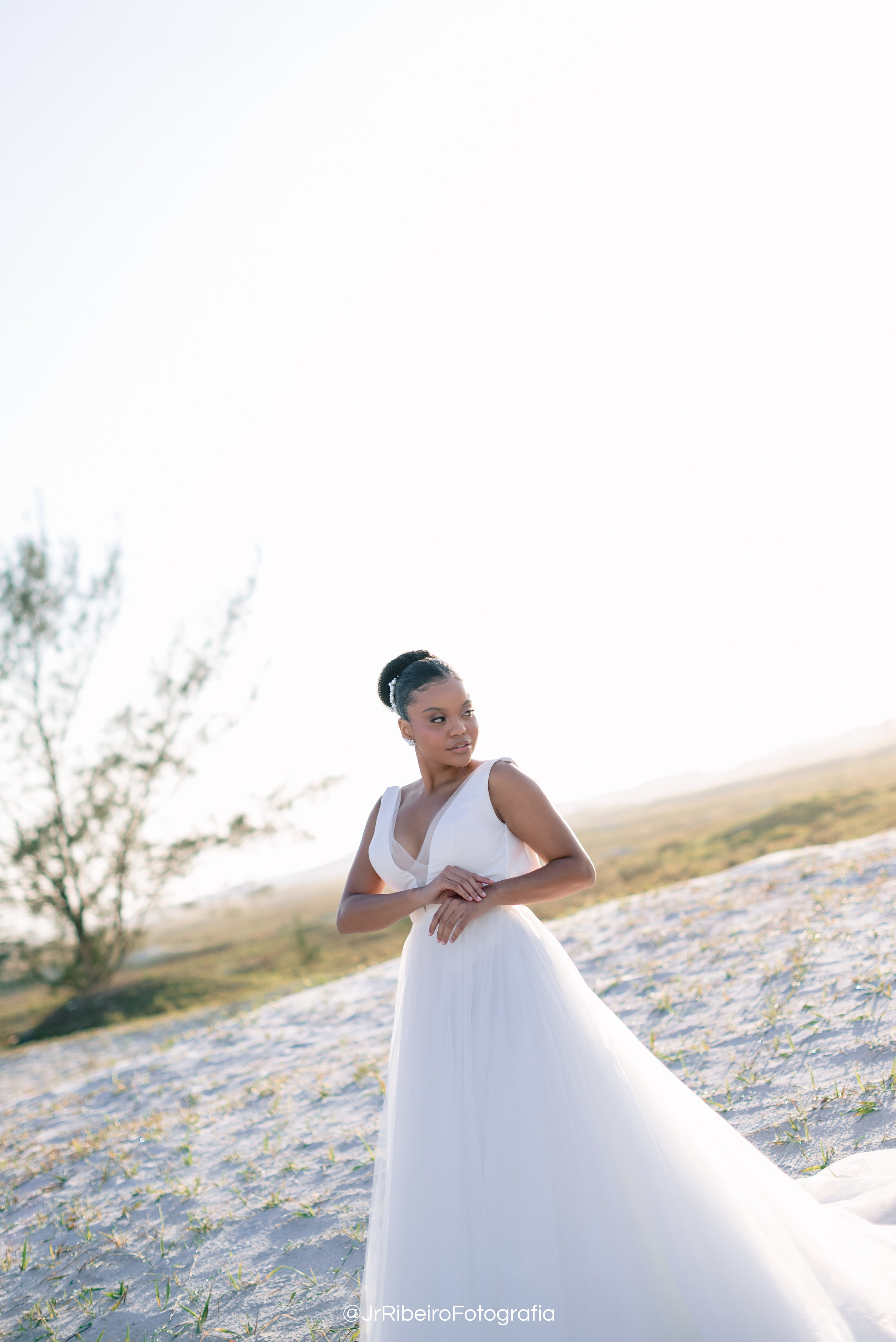 Véu & Mar | Editorial. Junior Ribeiro Fotografia