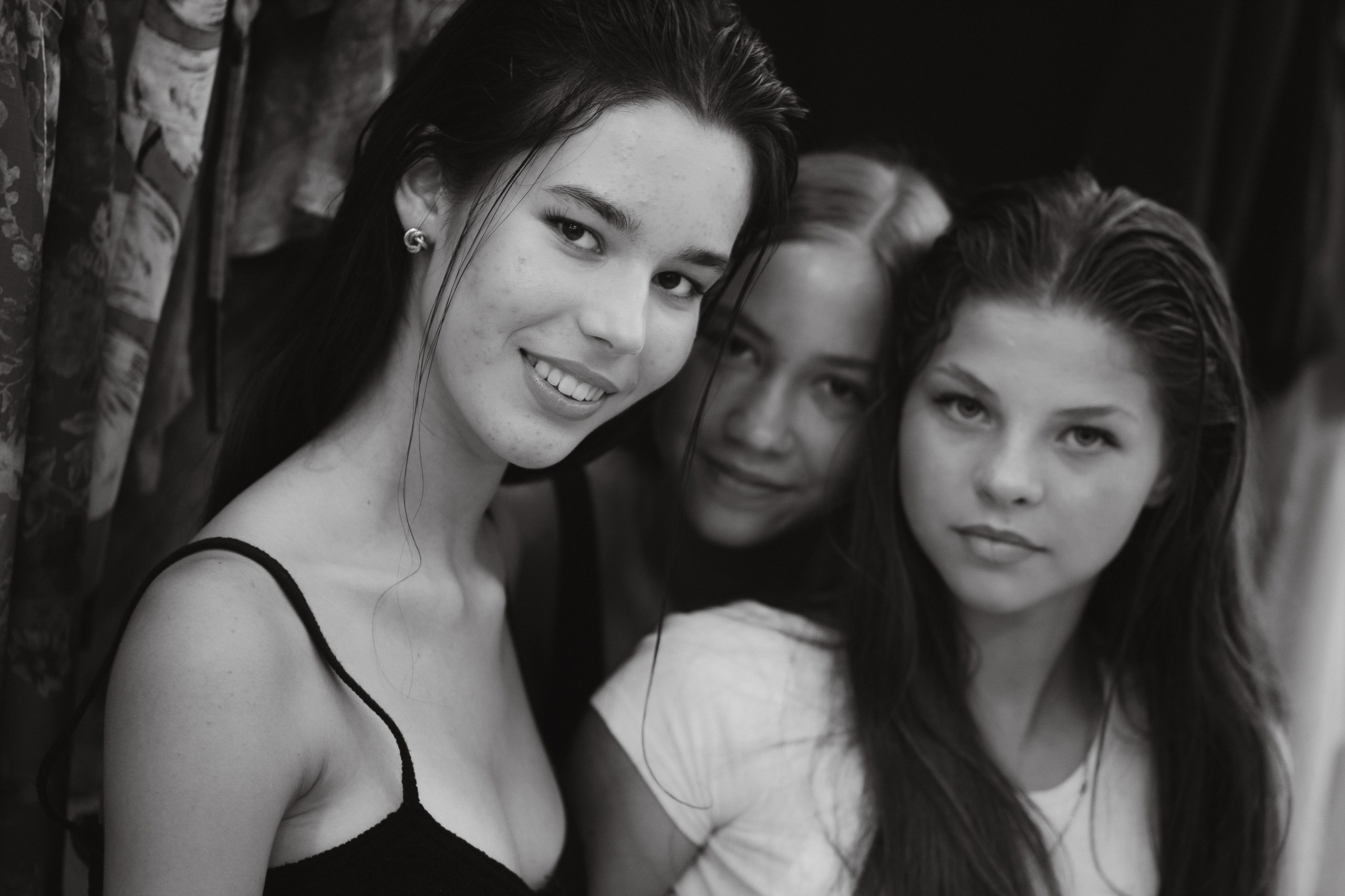 Preparación del backstage de una marca en un desfile de moda en Torrevieja — Fotógrafo de backstage Andrey Lukovnikov