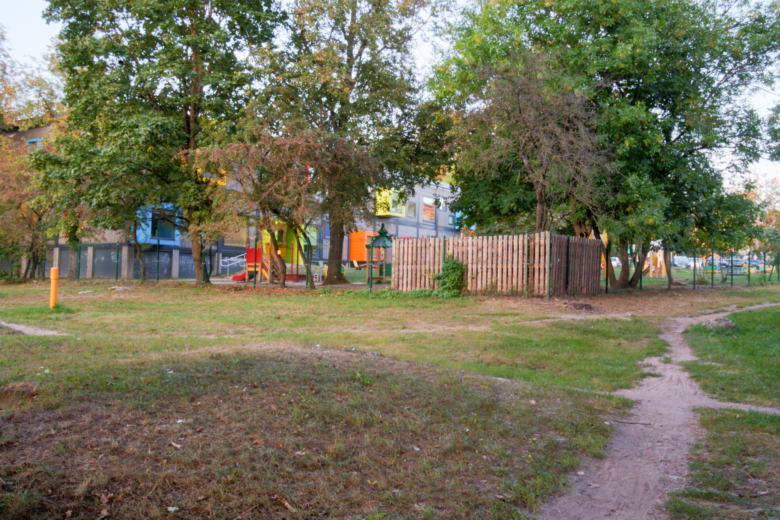 Vileišio g. 24. Elina Sapiega fotografė Vilniuje