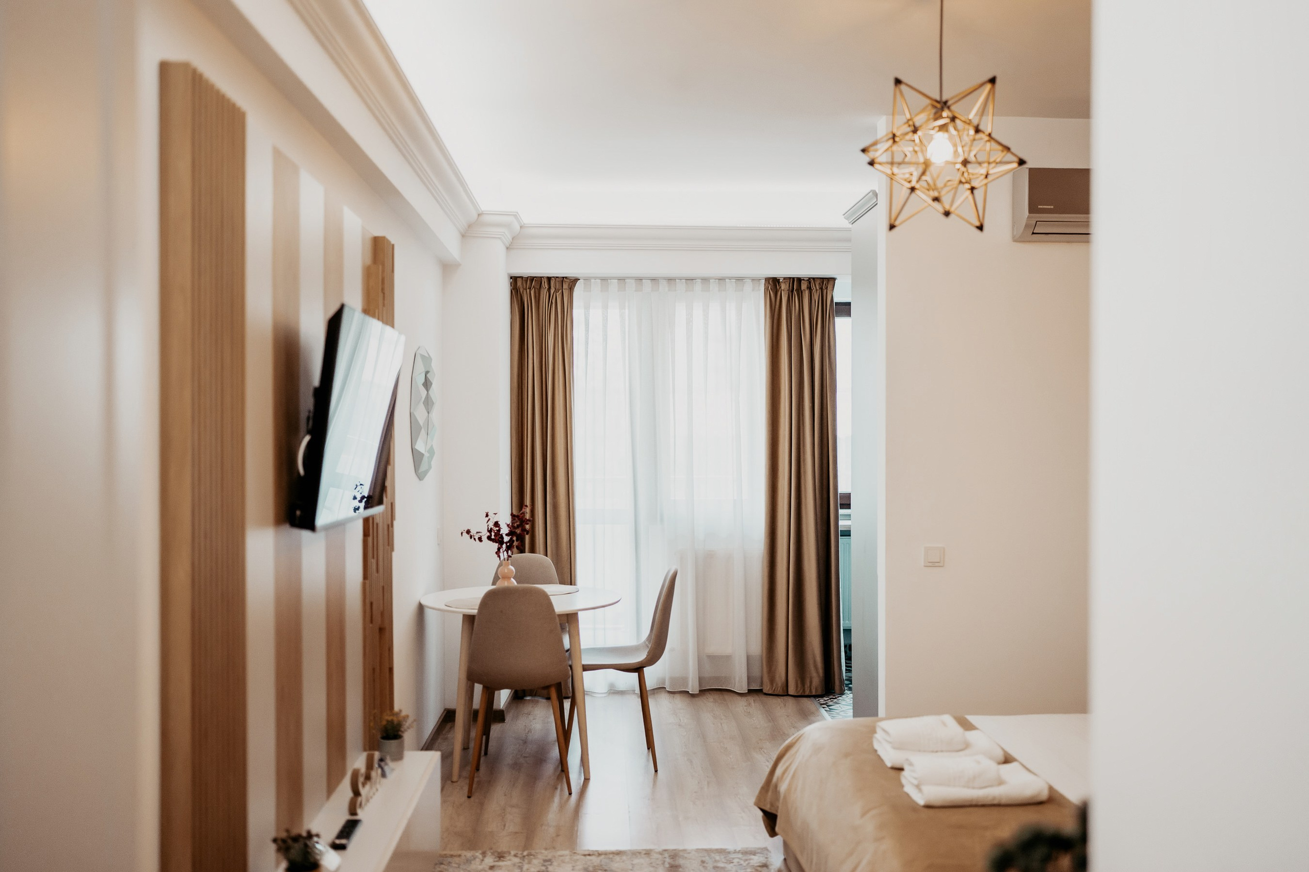 UpTowers - Imobiliare