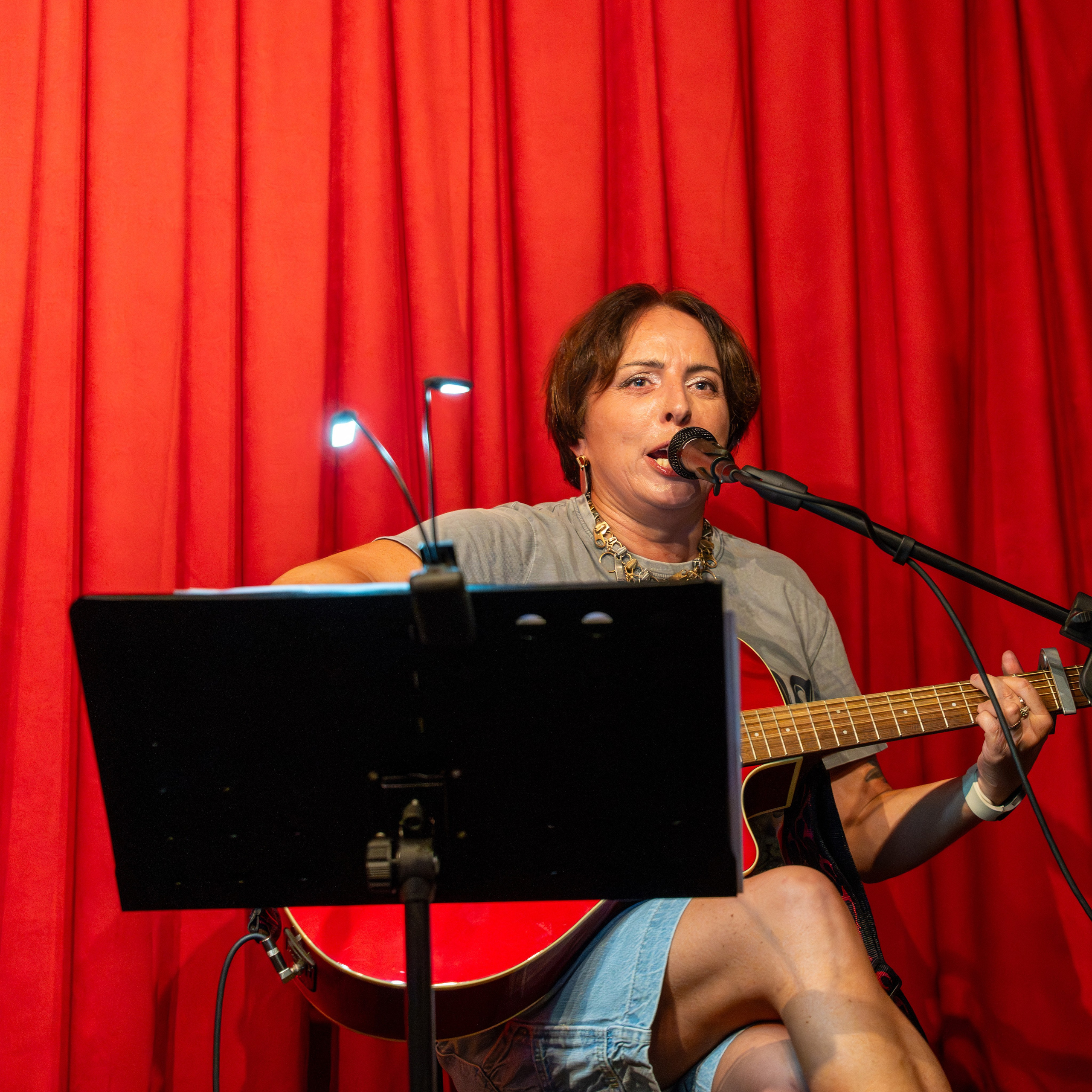 My Friends Pub. UNRATED PHOTO