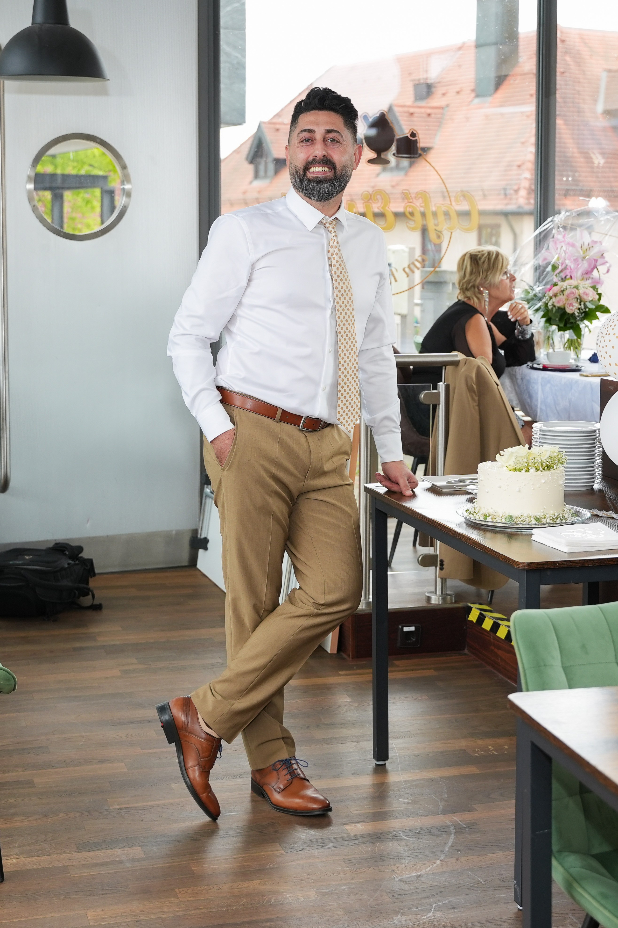 Oksa & Mustafa. Fotostudio in Metzingen