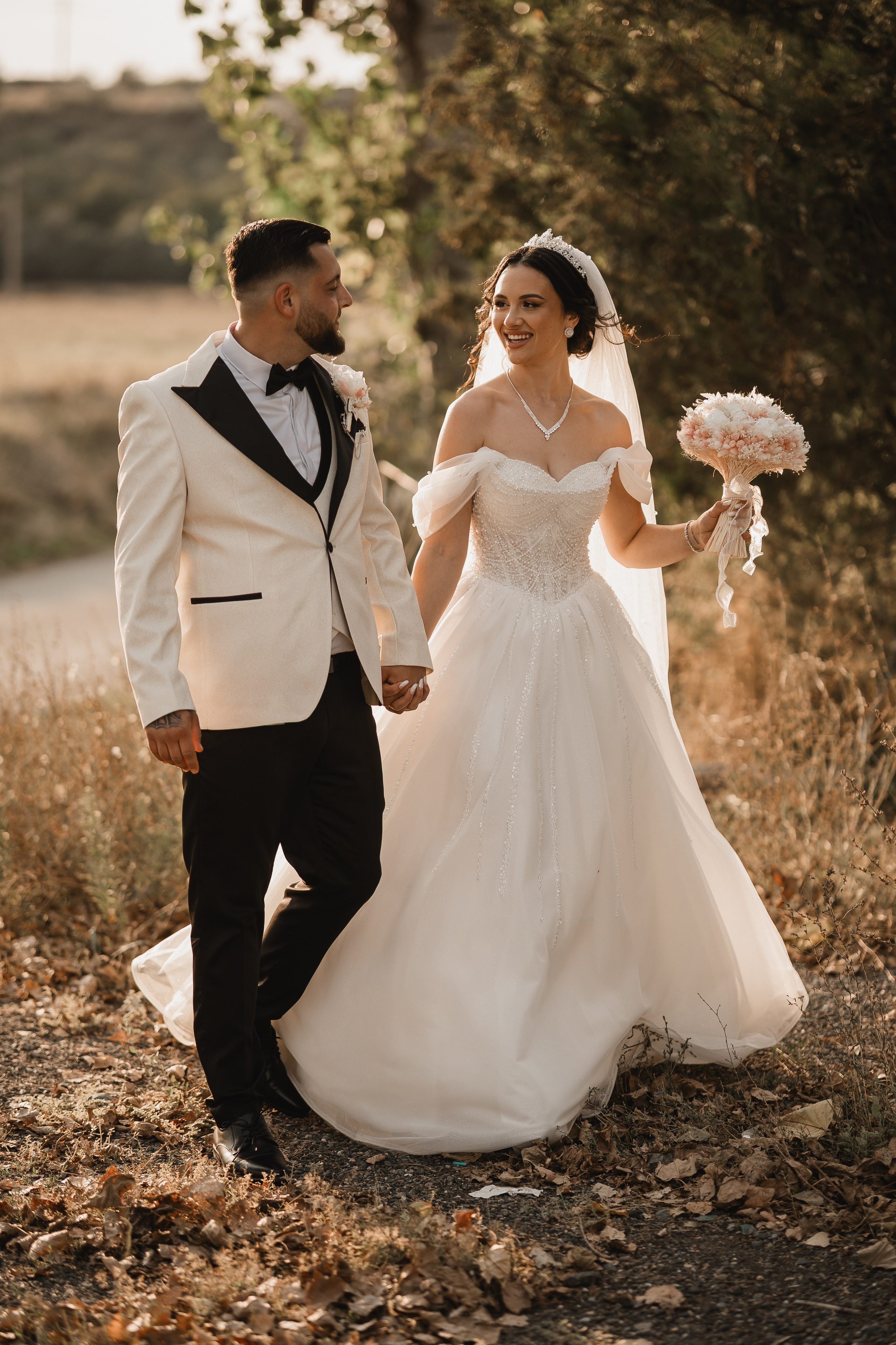 Adrian & Teodora. Mihnea Stoian