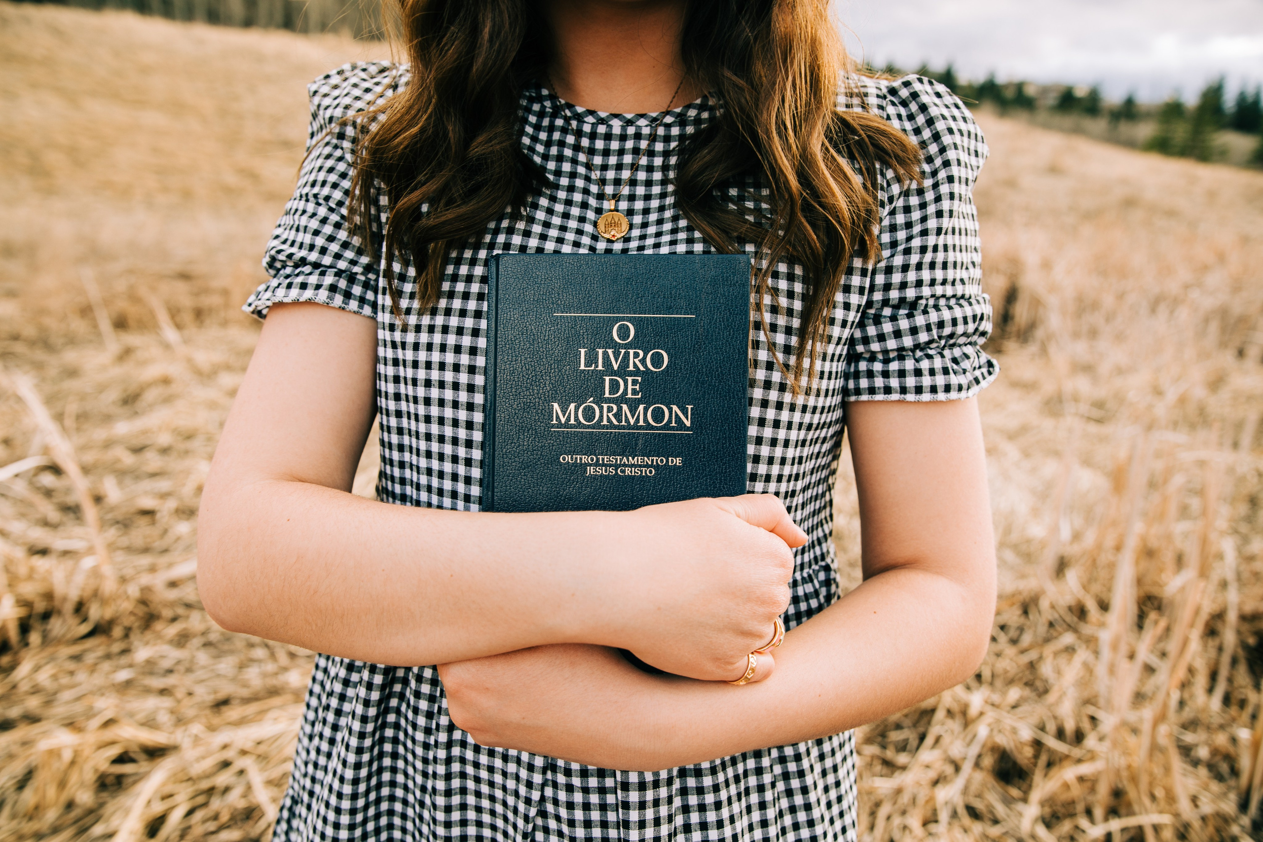 Charity — Fish Creek Portraits. Fotografía accesible en Calgary