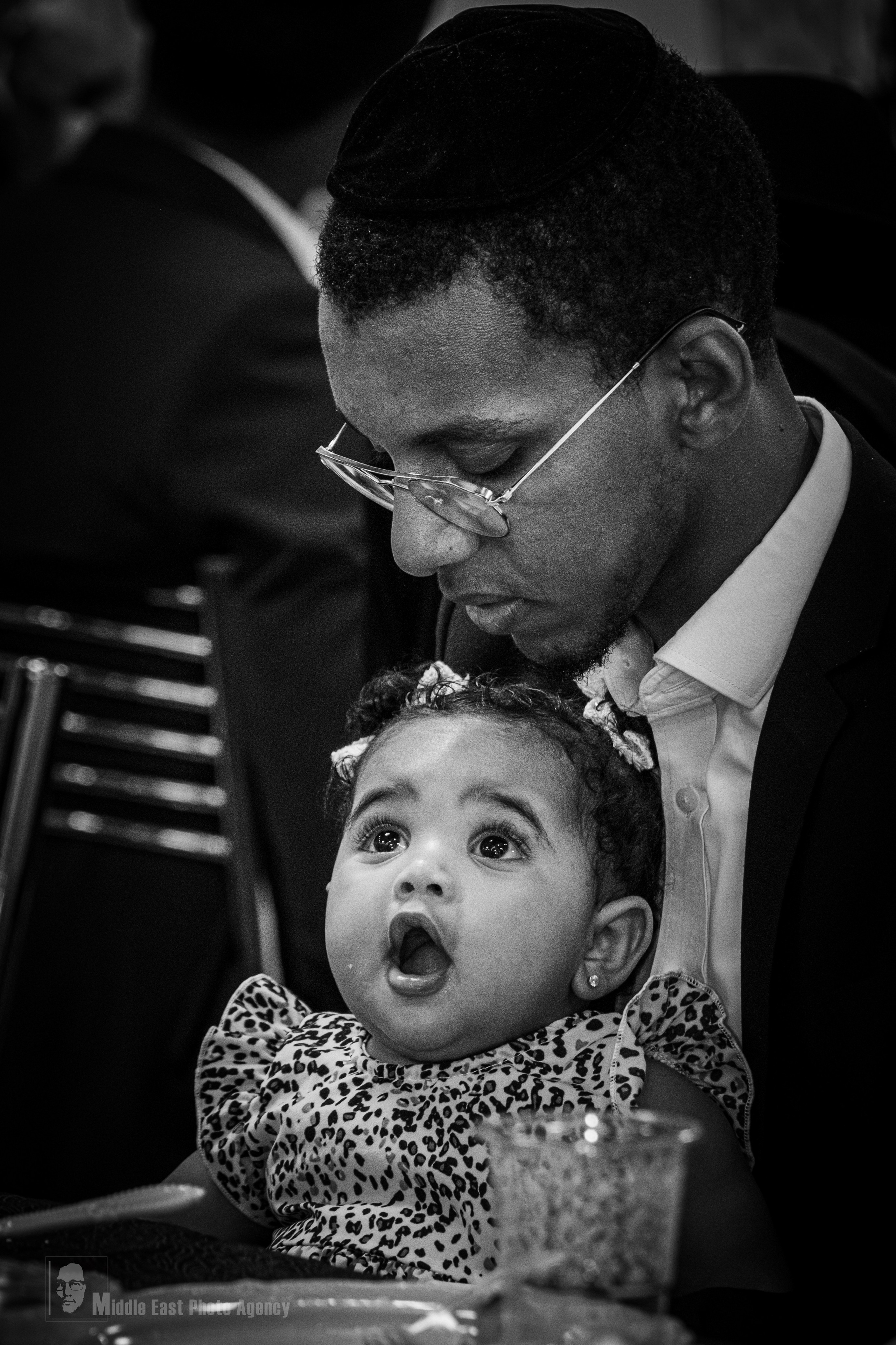 ‏ברית מילה. Middle East Photo Agency — Photography & Event Magnets — סוכנות צילום והדפסת מגנטים לאירועים