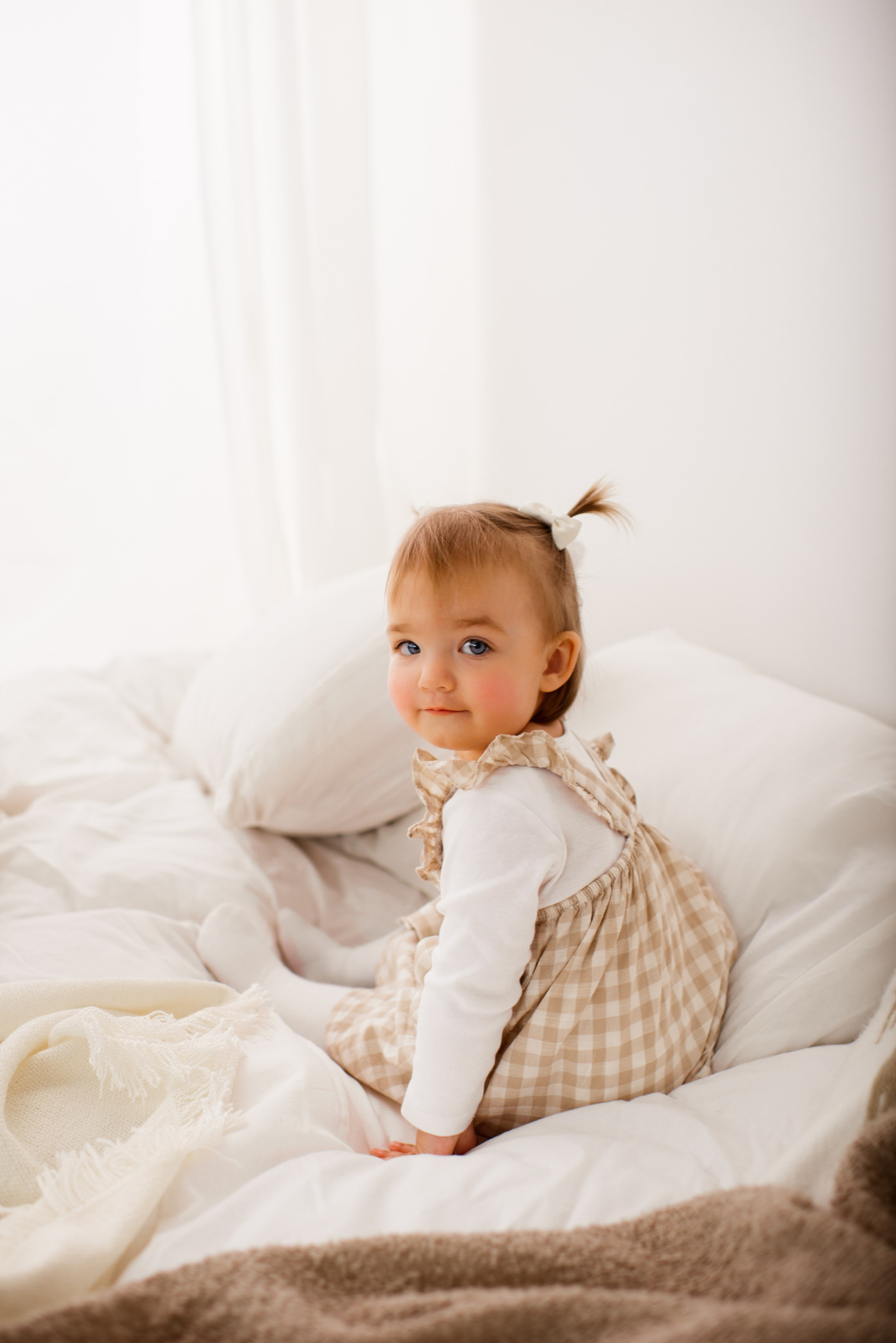 White dream. Michalina Dzianach Wedding Photographer Iceland