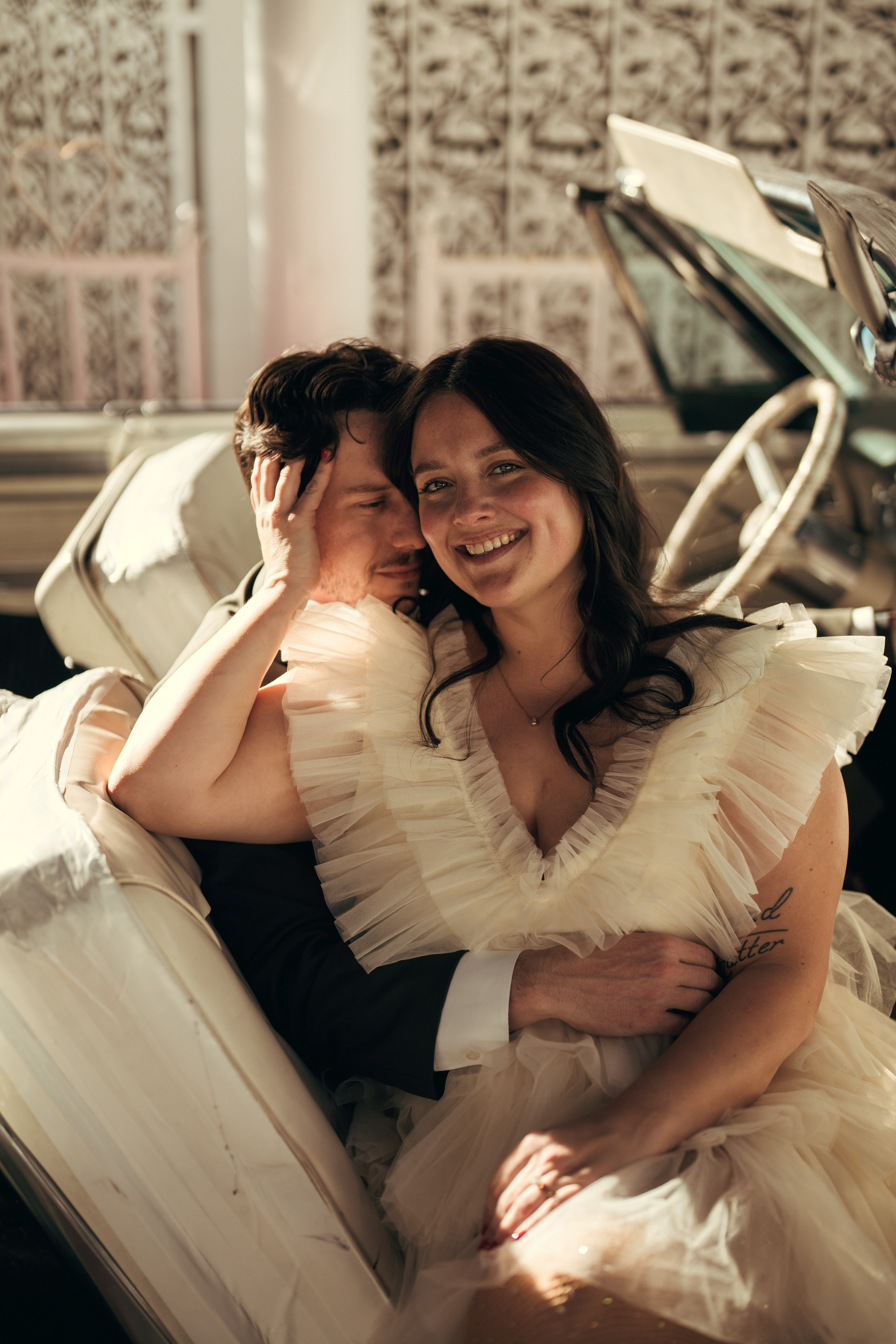 Grace&Jesse. Wedding & elopement photographer Viktoriya Kravtsov. Las Vegas