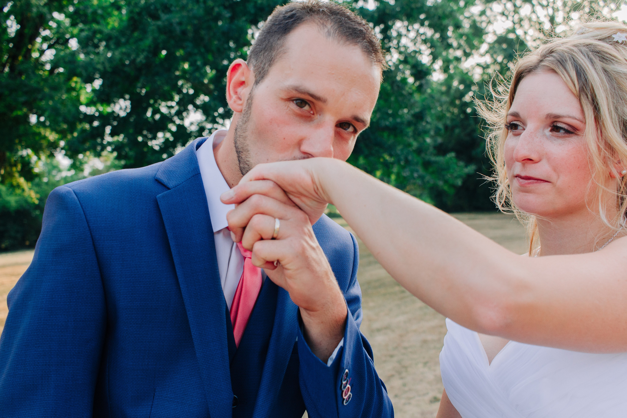 Julie & Denis | Mariage style Scania. Photo studio “Partage ton bonheur” — Family photographer near Châtellerault, Poitiers, and Tours