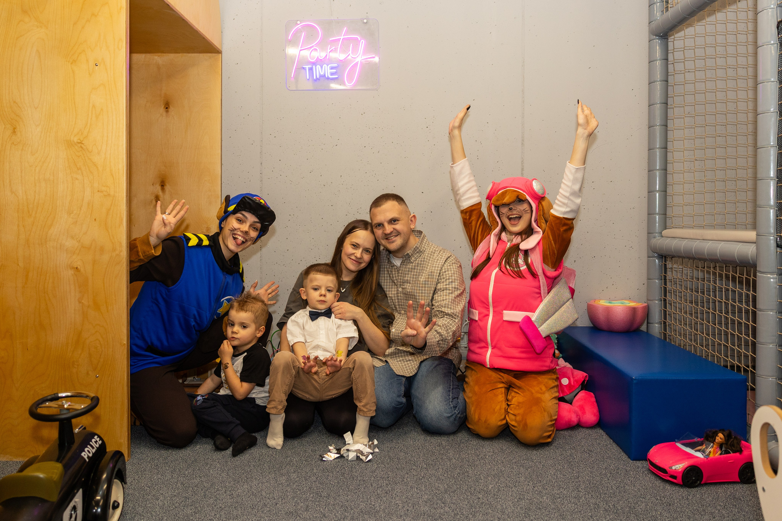 День рождения Артёма 24 января 2026 года. Семейный и детский фотограф в Варшаве Мила Бобровская