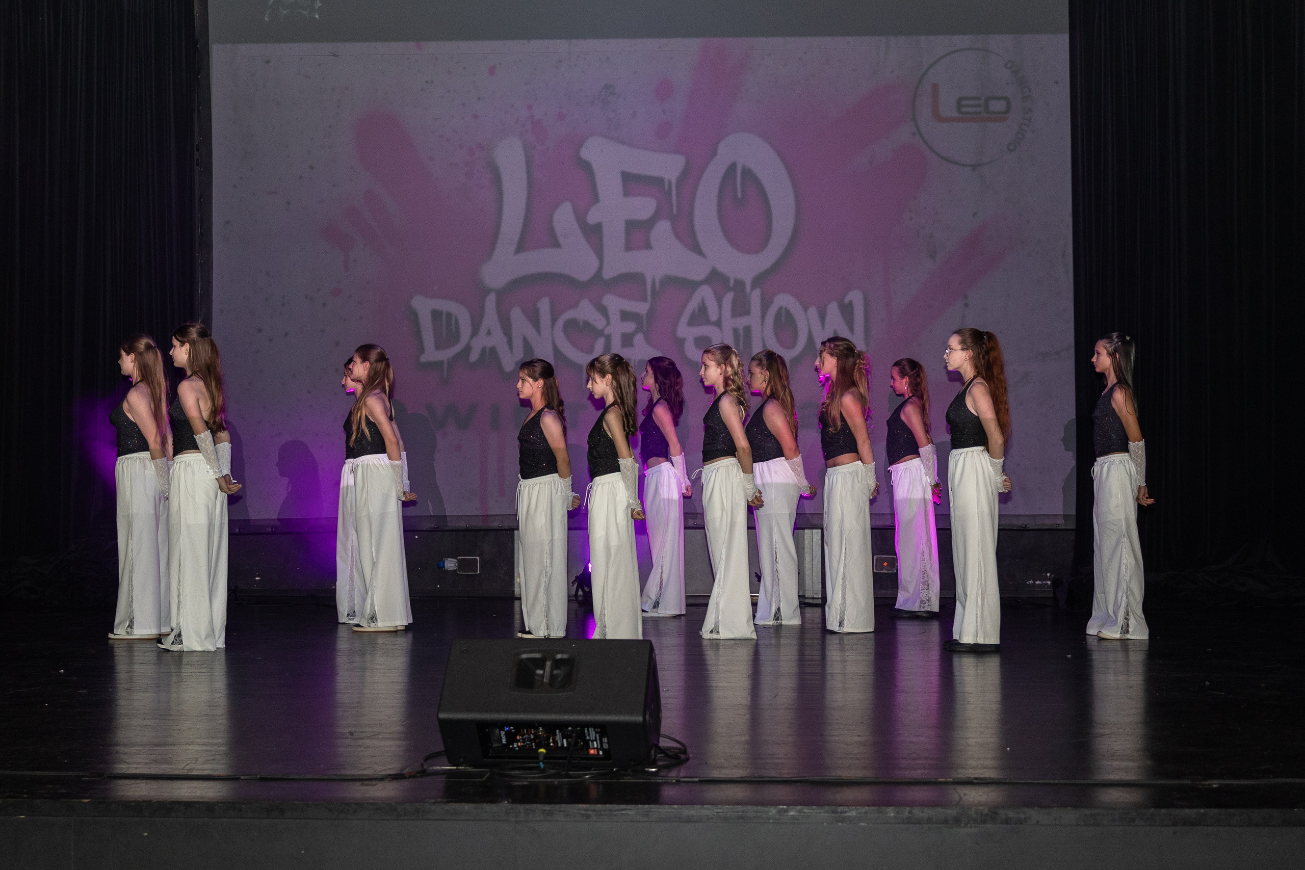 LEO DANCE SHOW WINTER 2025. Семейный и детский фотограф в Варшаве Мила Бобровская