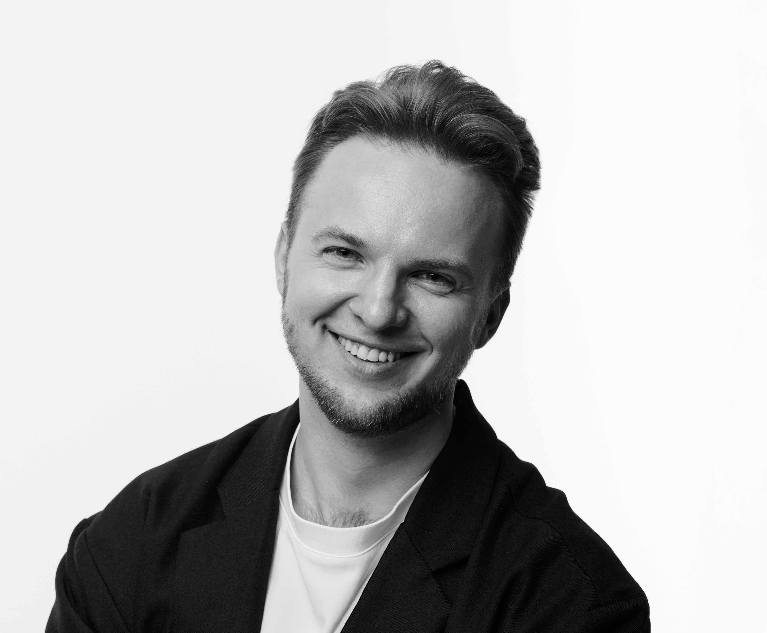 About me. Dmitrii Shmatov — Fashion, Commercial & Portrait Photographer in Milan