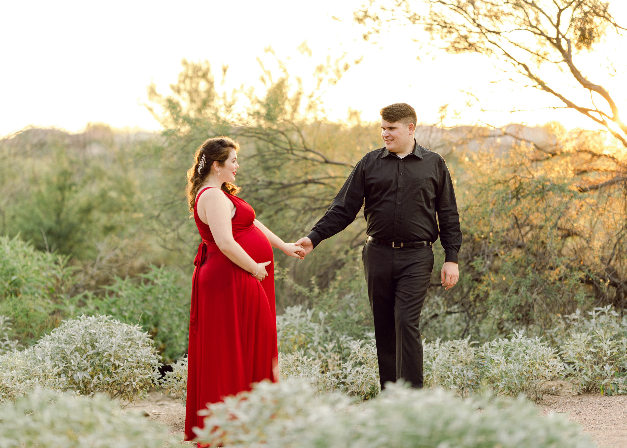 Maternity photosession in Honey Bee Canyon park. Anastasia Post: Wedding and Editorial Photography