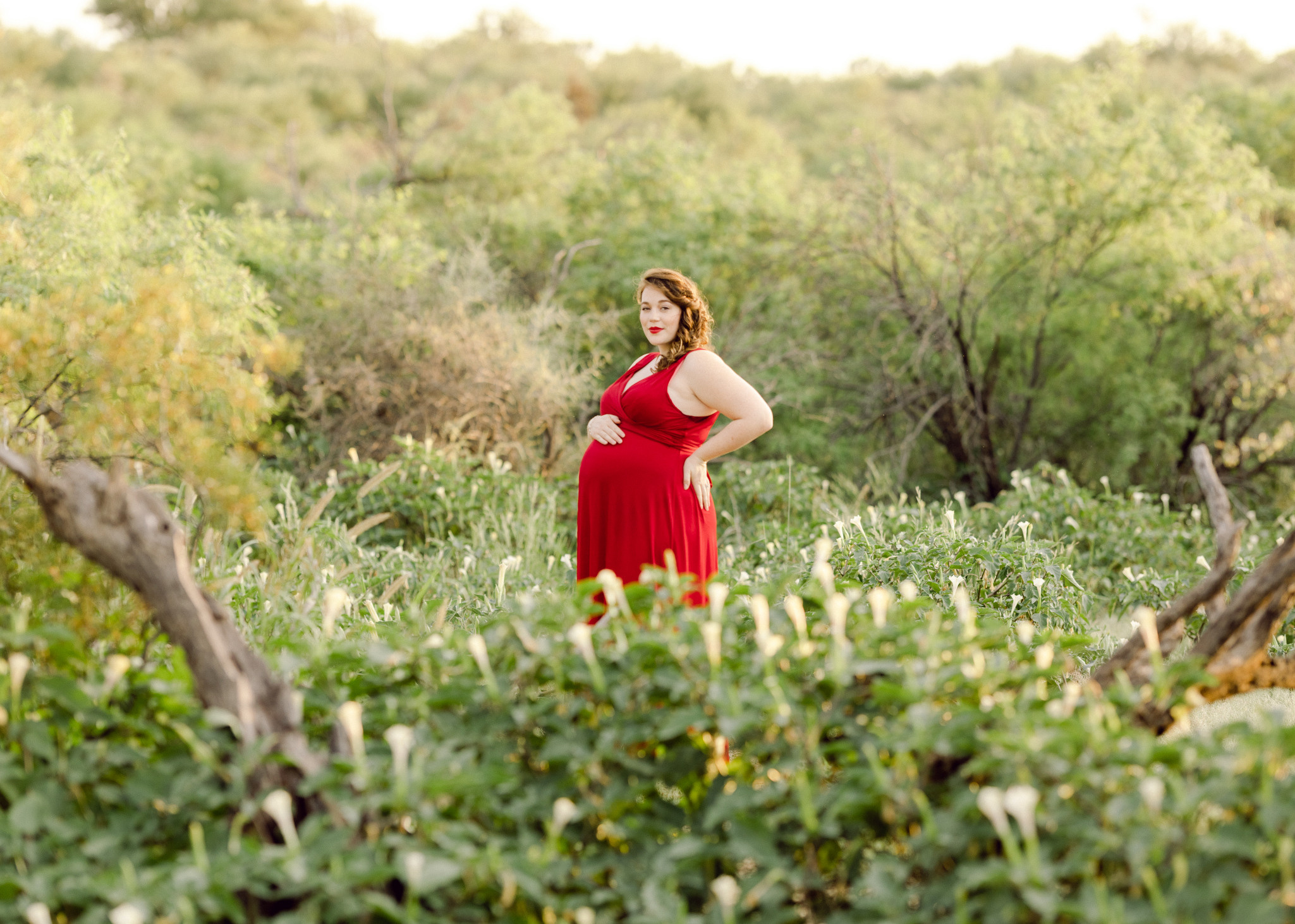 Maternity photosession in Honey Bee Canyon park. Anastasia Post: Wedding and Editorial Photography