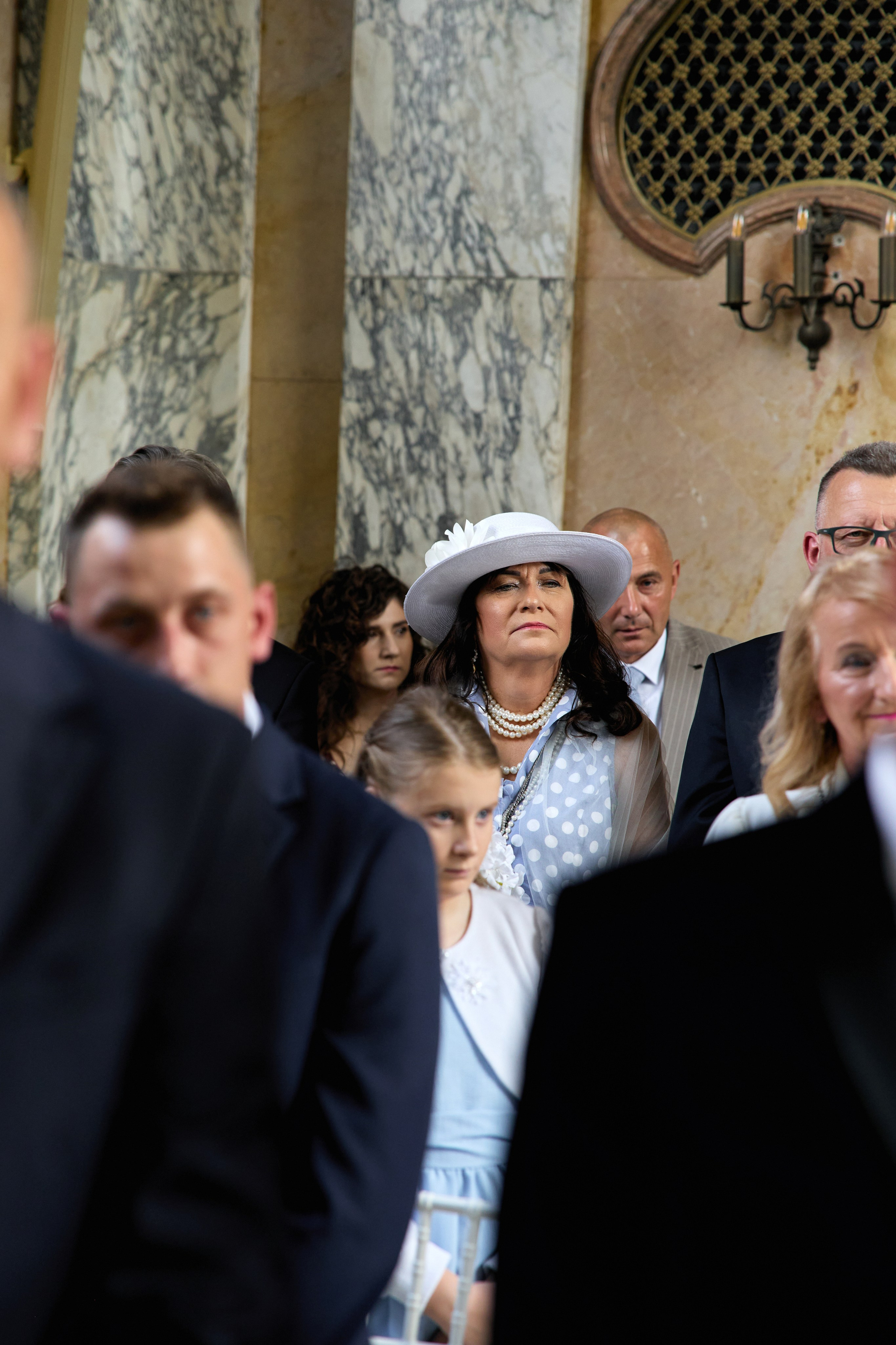Wiktoria & Kacper. Pałac Goetz. Fotograf ślubny i rodzinny w Krakowie Yana Klymova