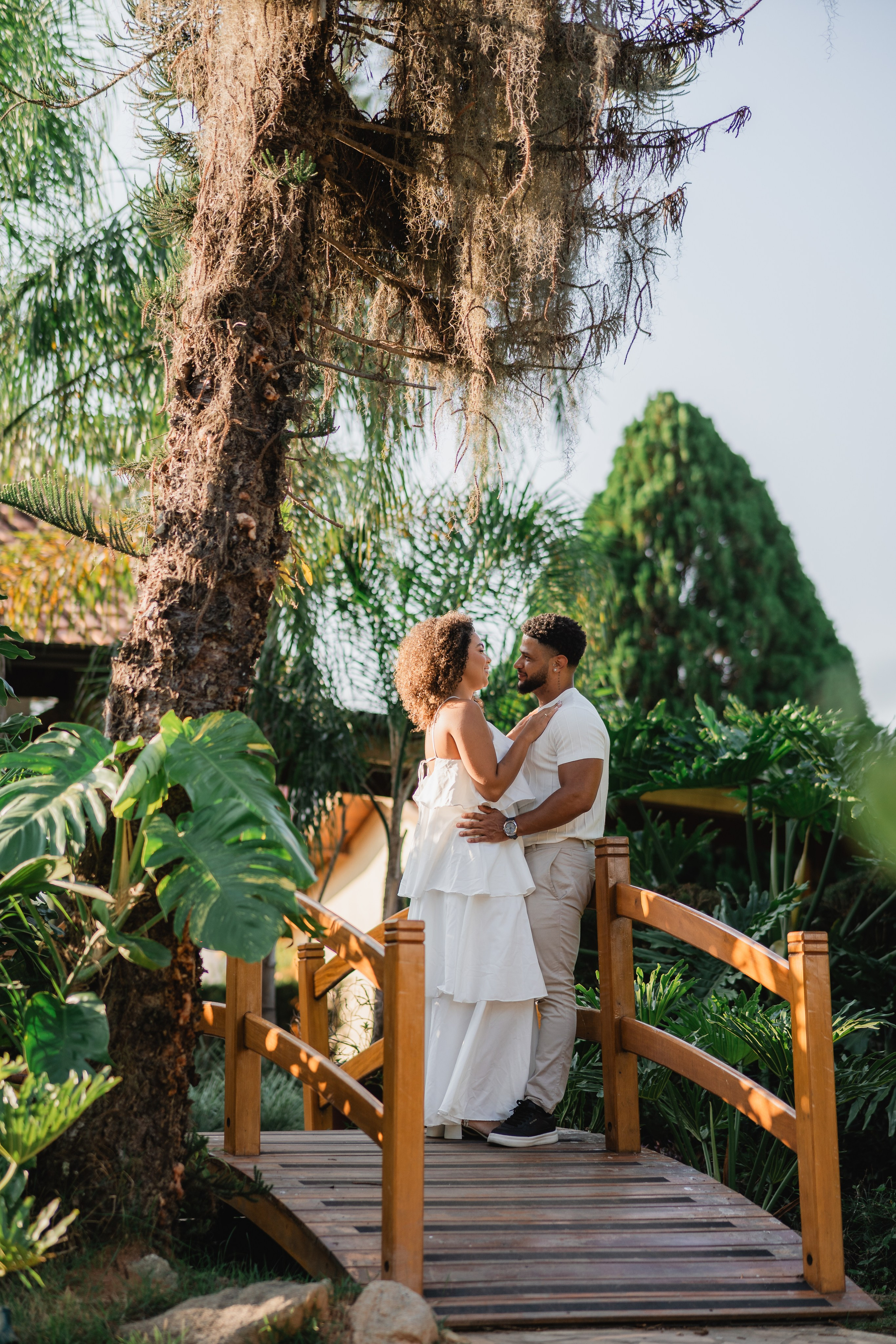 Camila & Gustavo. O Casal Dos Noivos