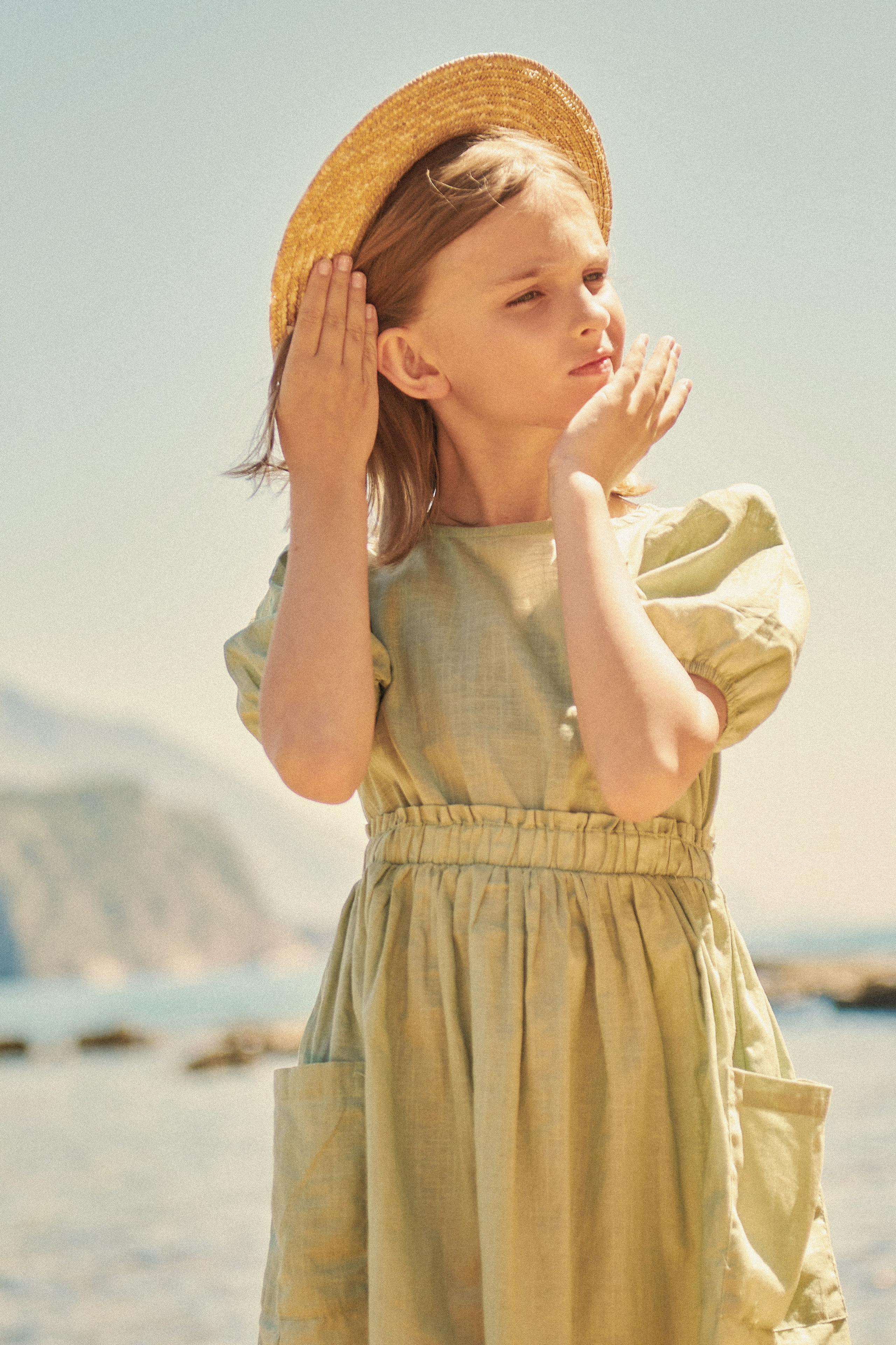 SUMMER WIBES. Minimalist brand photographer & videographer | Raw sincerity. Pure Form