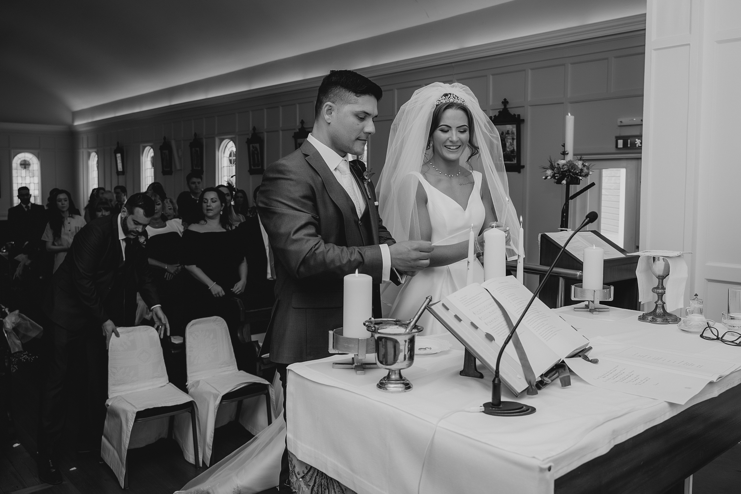 Megan & Oneias. Main