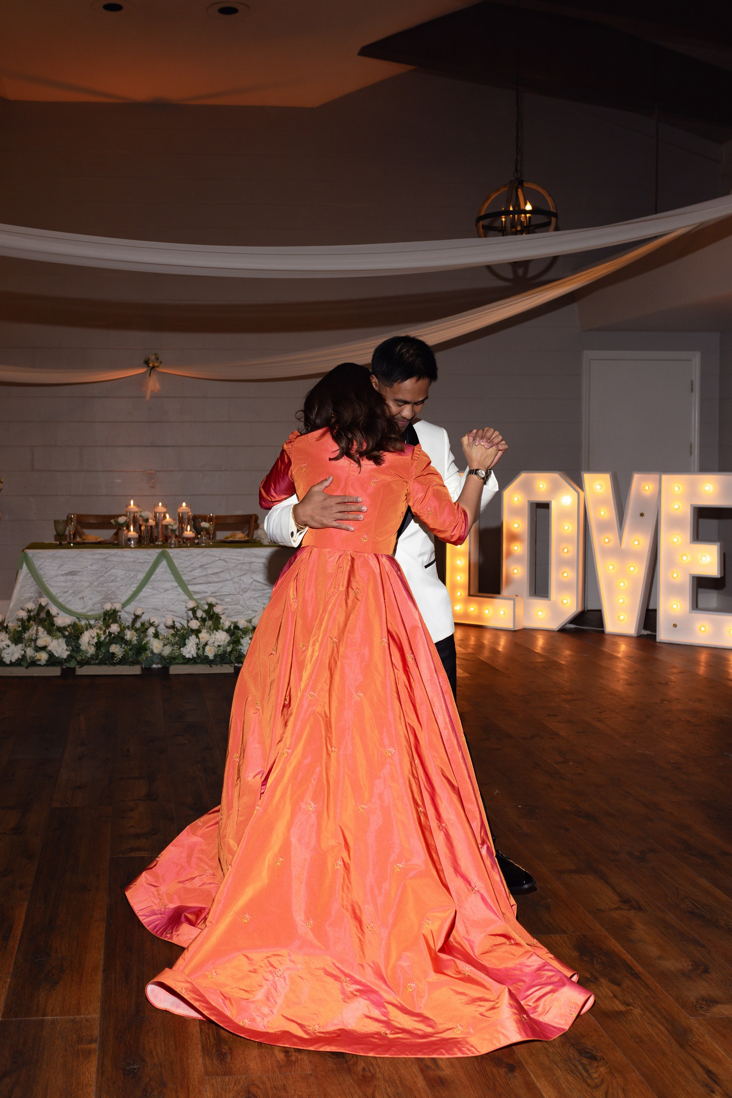 Eunice and RJ. Orlando. Photographer Anastasia Nagibina