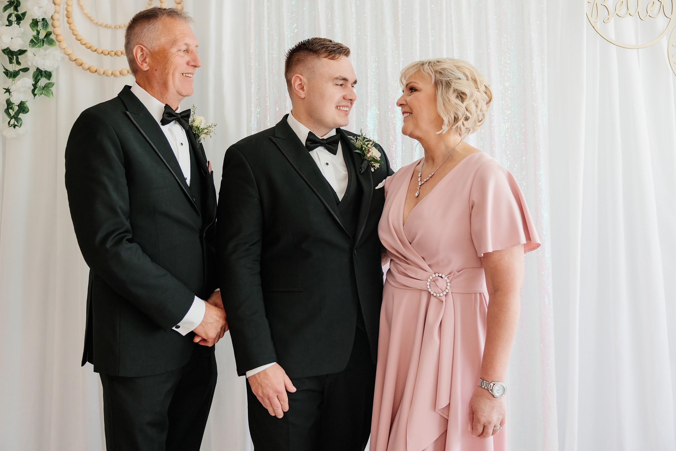 05.10.2024 Wedding. Wedding family event photographer in Chicago Nick Yushevich