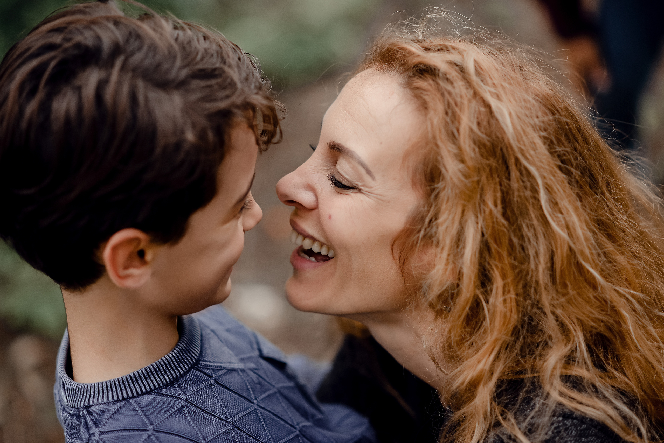 ROSSELA CON I FIGLI A CASA SUA