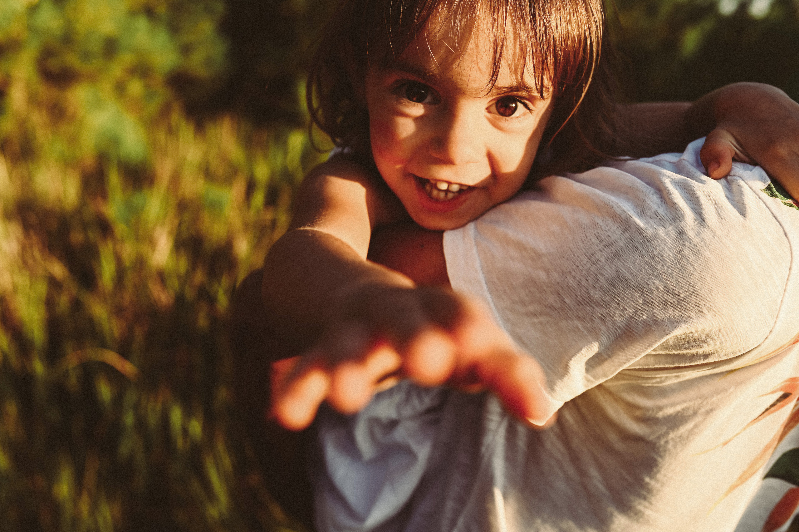 ANTONIO&DILYARA FAMILY SHOOTING IN THE PARK