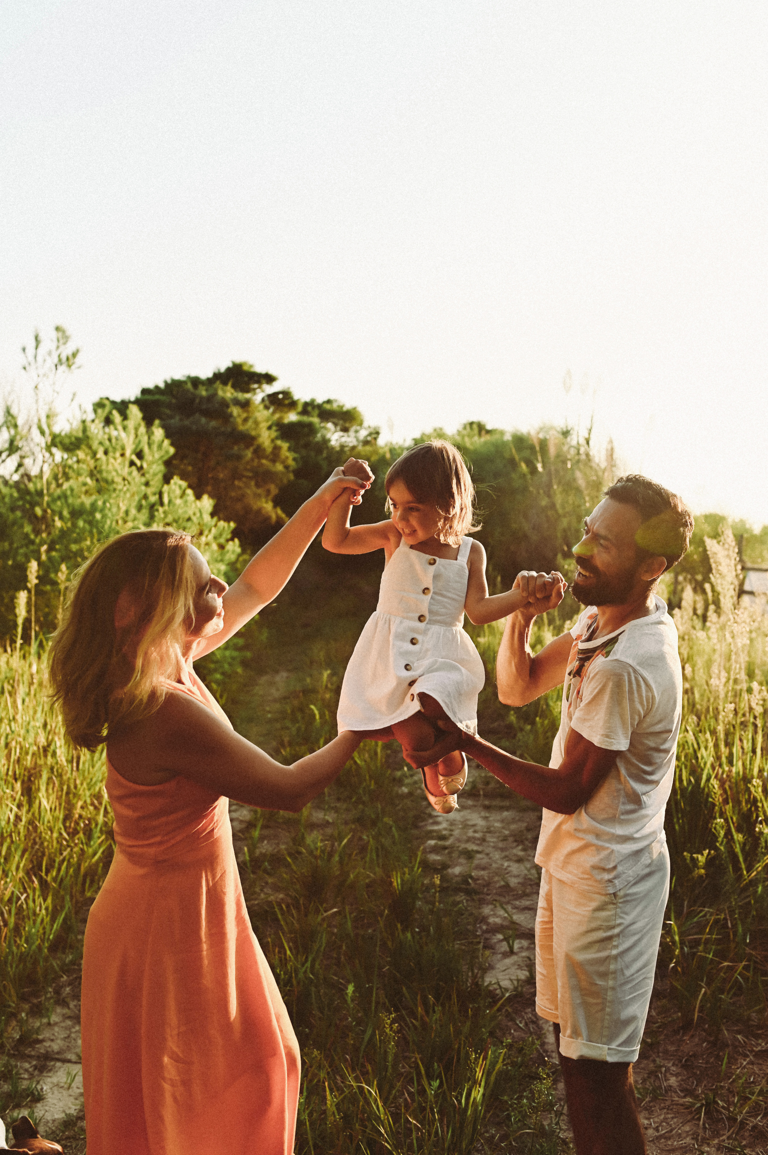 ANTONIO&DILYARA FAMILY SHOOTING IN THE PARK